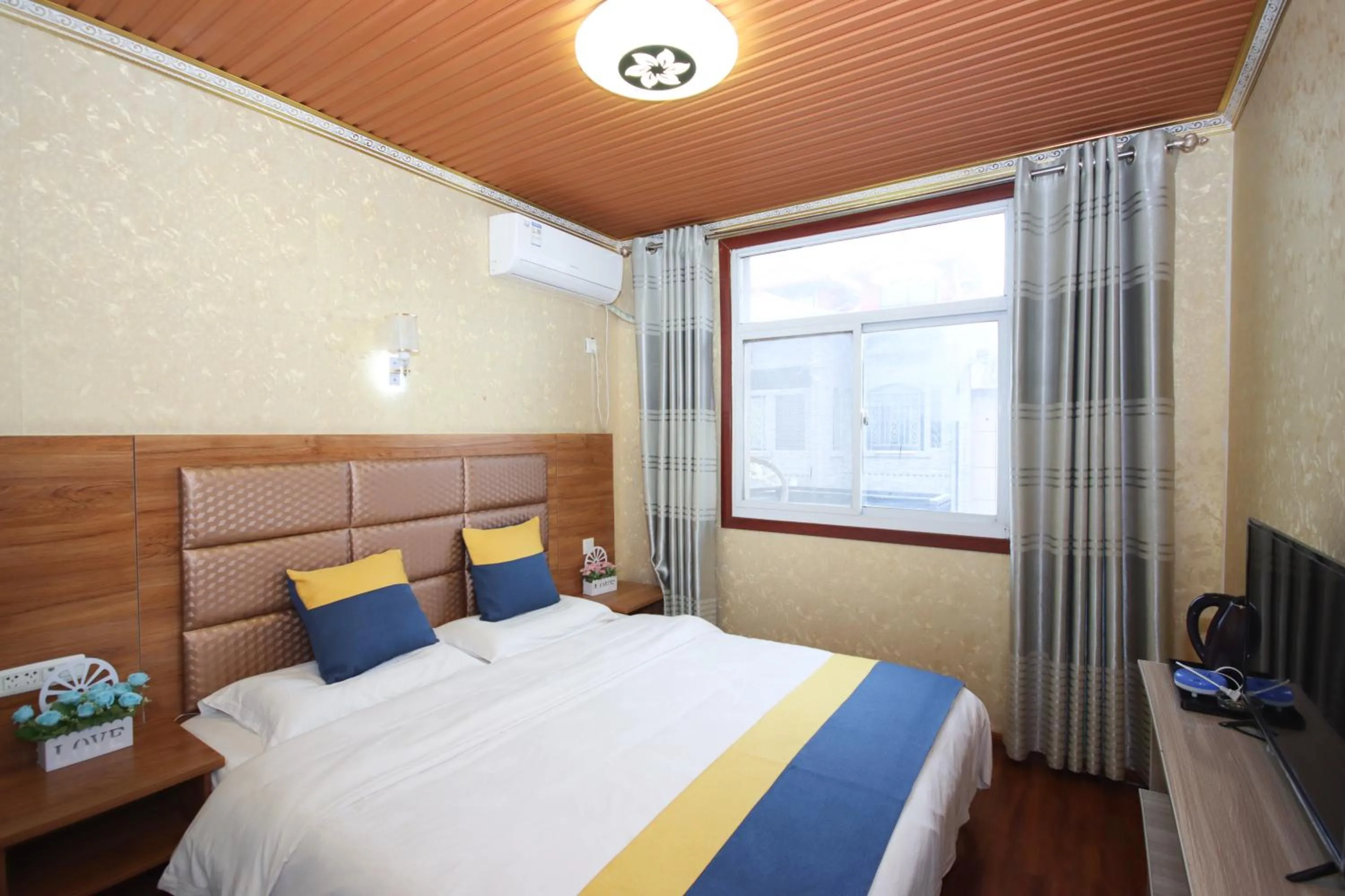 Photo of the whole room, Bed in One Meter Sunshine Hotel Xi'an Xianyang International Airport Flagship Store