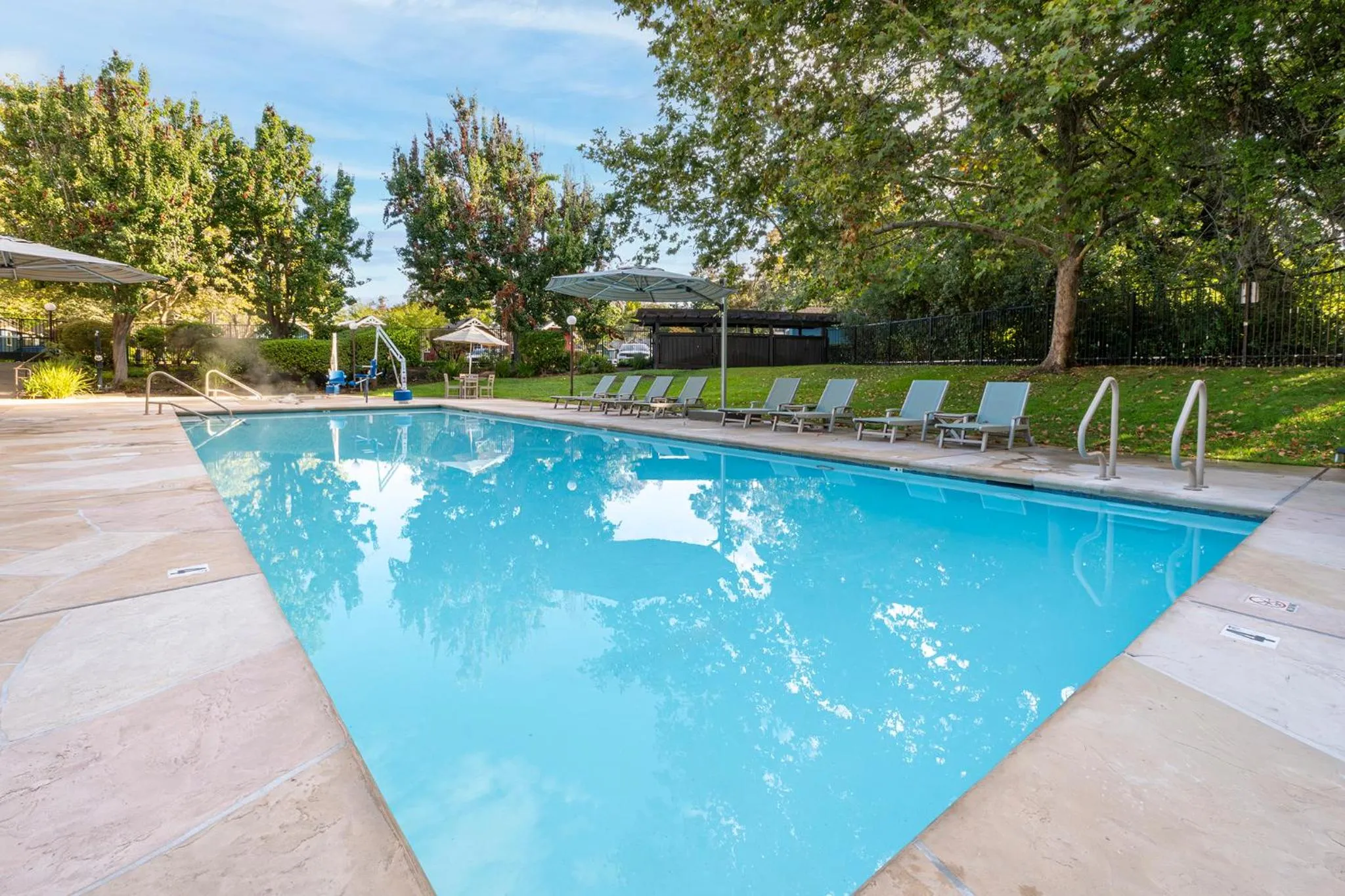 Pool view in RiverPointe Napa Valley Resort