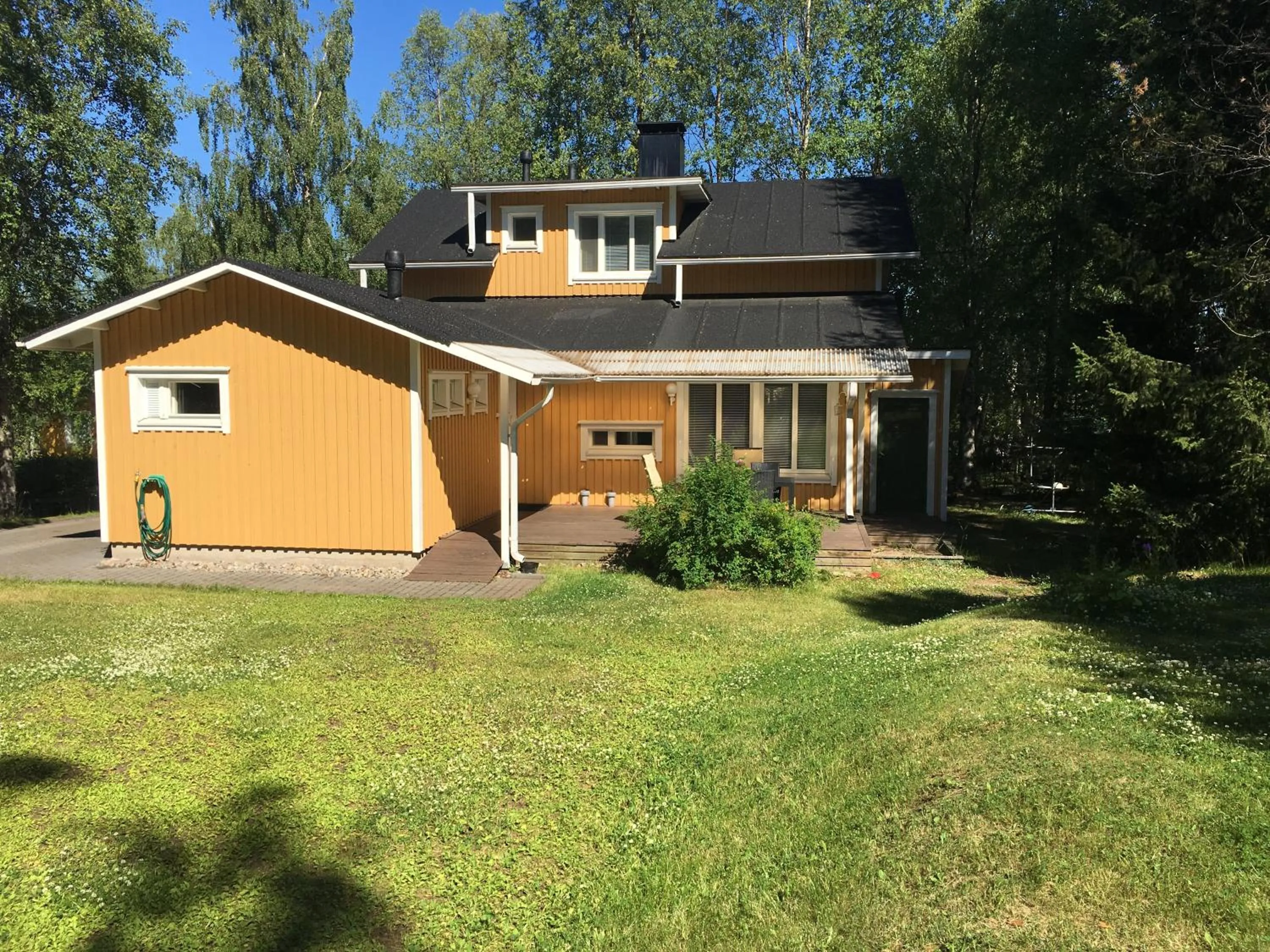 Property building in Villa Toivo