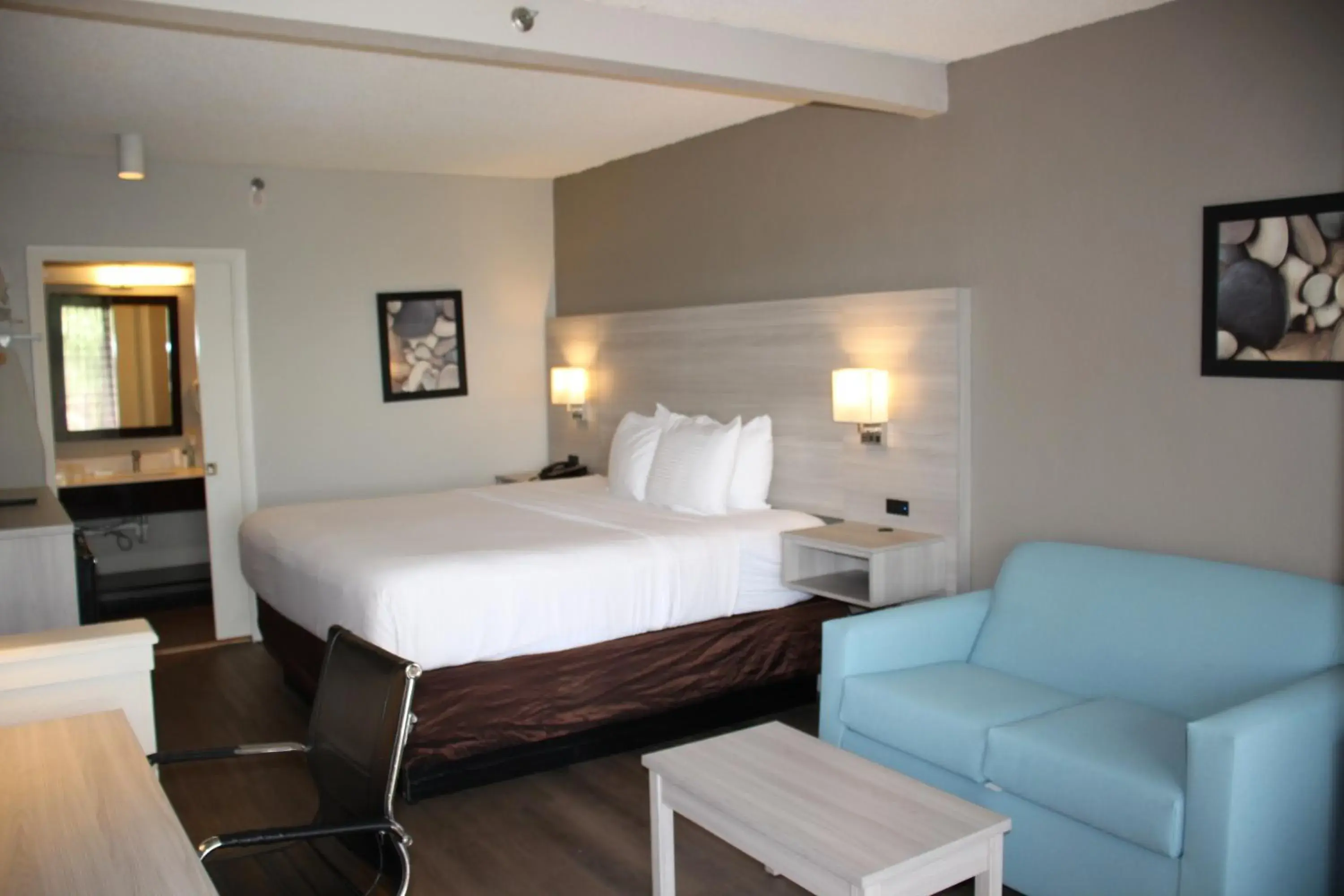 Bed in Boca Suites Deerfield Beach; SureStay Collection by BW Bed in Boca Suites Deerfield Beach; SureStay Collection by BW