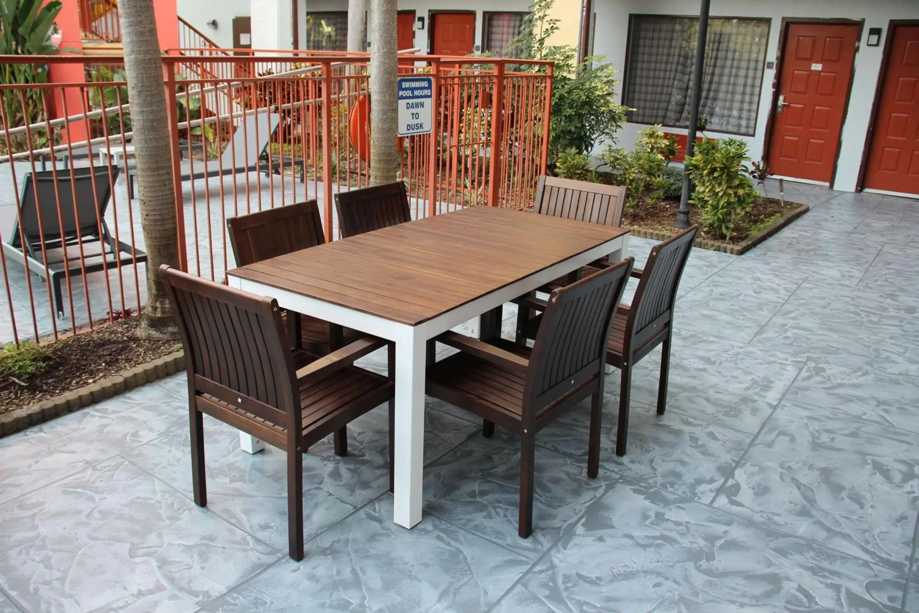 Breakfast in Boca Suites Deerfield Beach; SureStay Collection by BW Breakfast in Boca Suites Deerfield Beach; SureStay Collection by BW