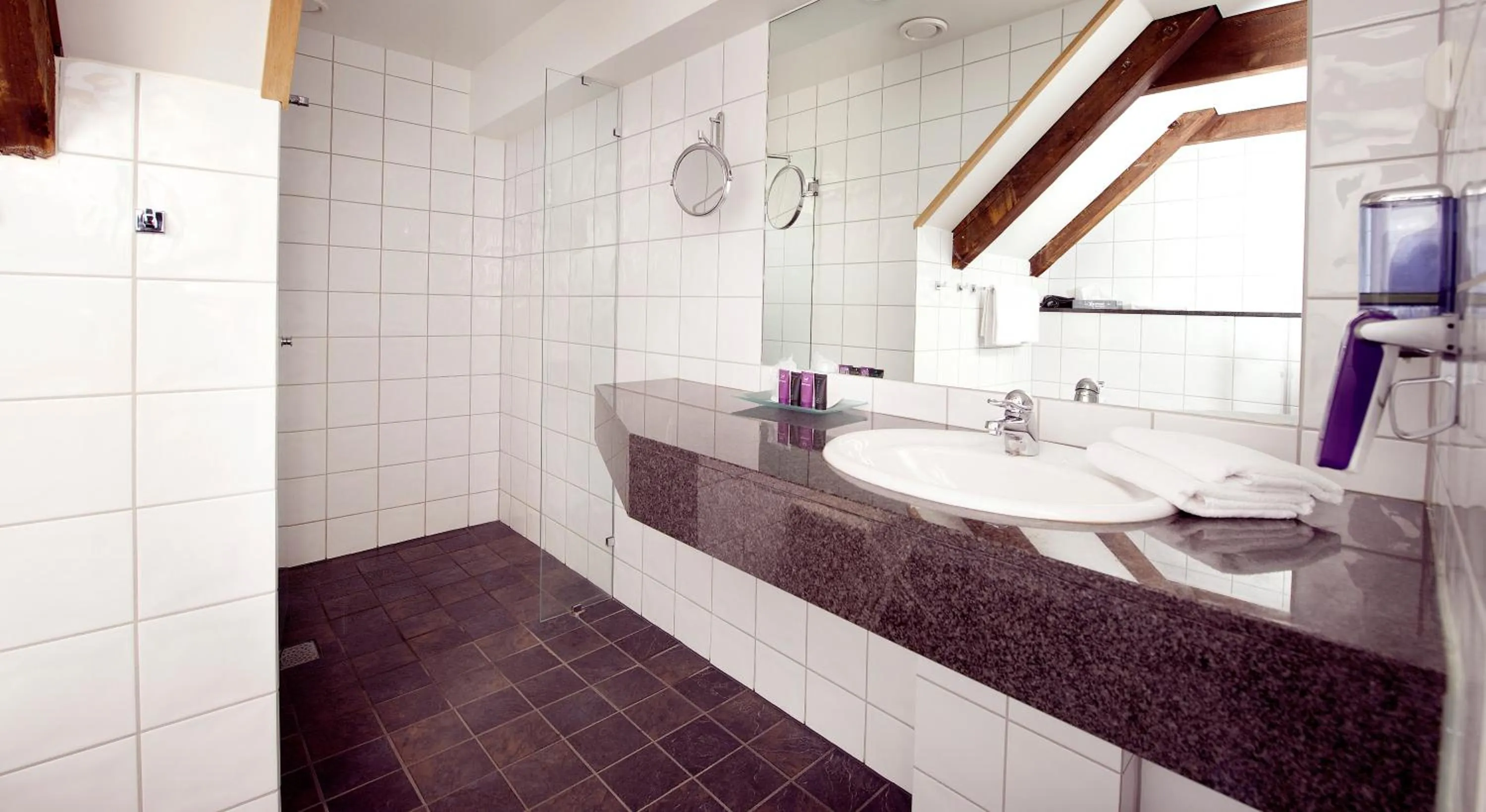 Bathroom in Home Hotel Skagen Brygge