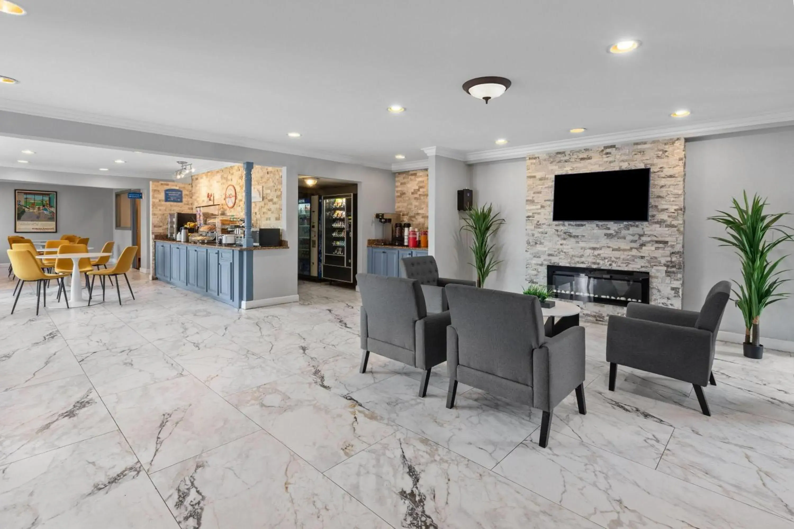 Lobby or reception in Howard Johnson by Wyndham Romulus Detroit Metro Airport Lobby or reception in Howard Johnson by Wyndham Romulus Detroit Metro Airport