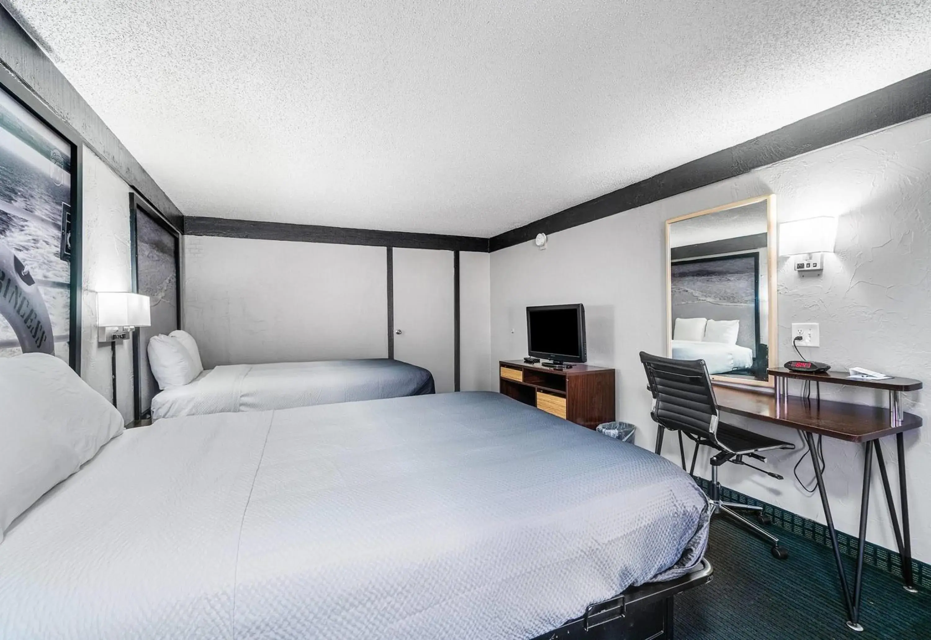 Photo of the whole room, Bed in Super 8 by Wyndham Lantana West Palm Beach Photo of the whole room, Bed in Super 8 by Wyndham Lantana West Palm Beach