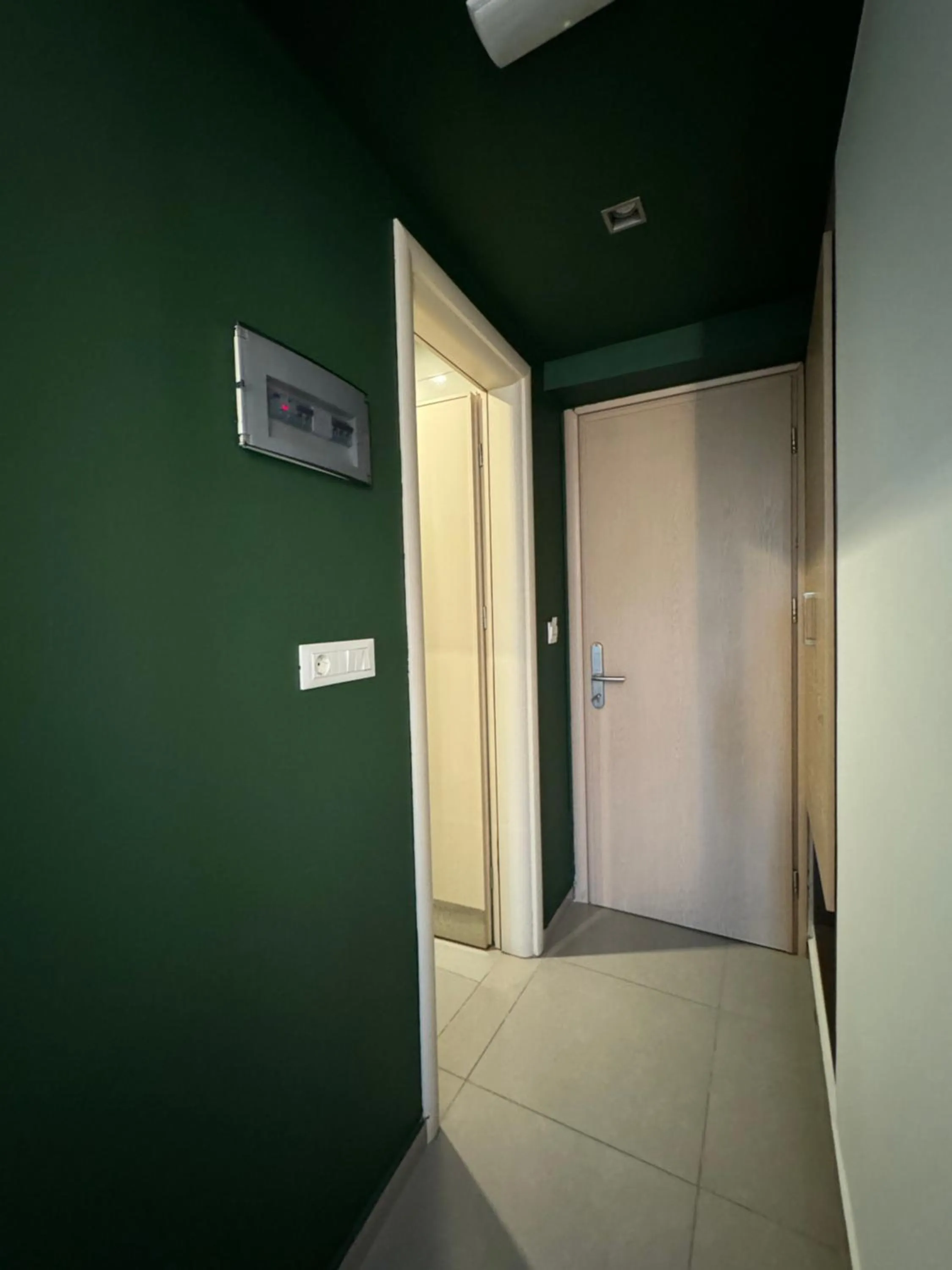 Bedroom in Catherine Hotel