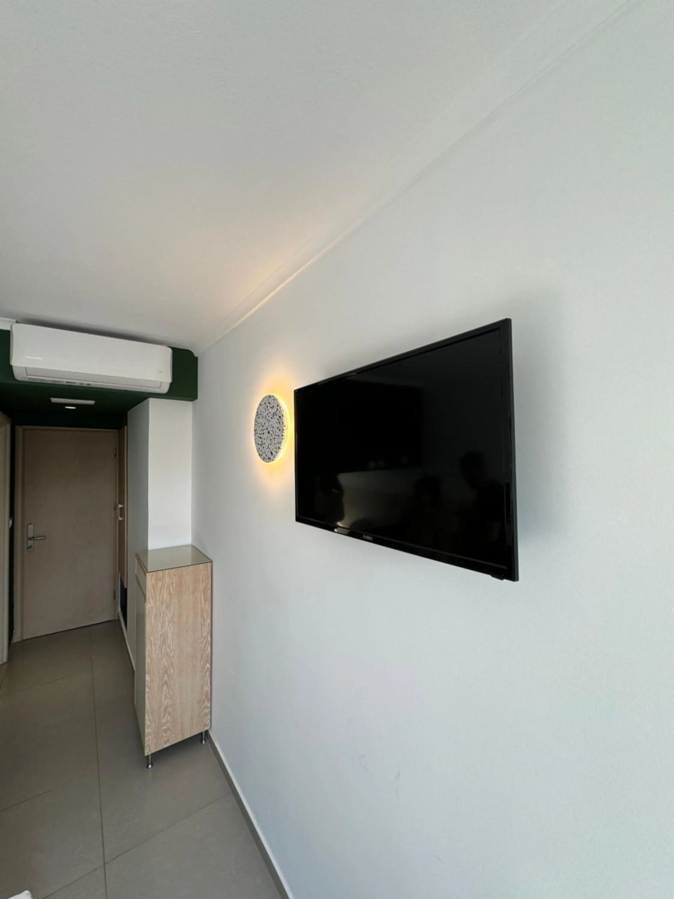 TV and multimedia in Catherine Hotel