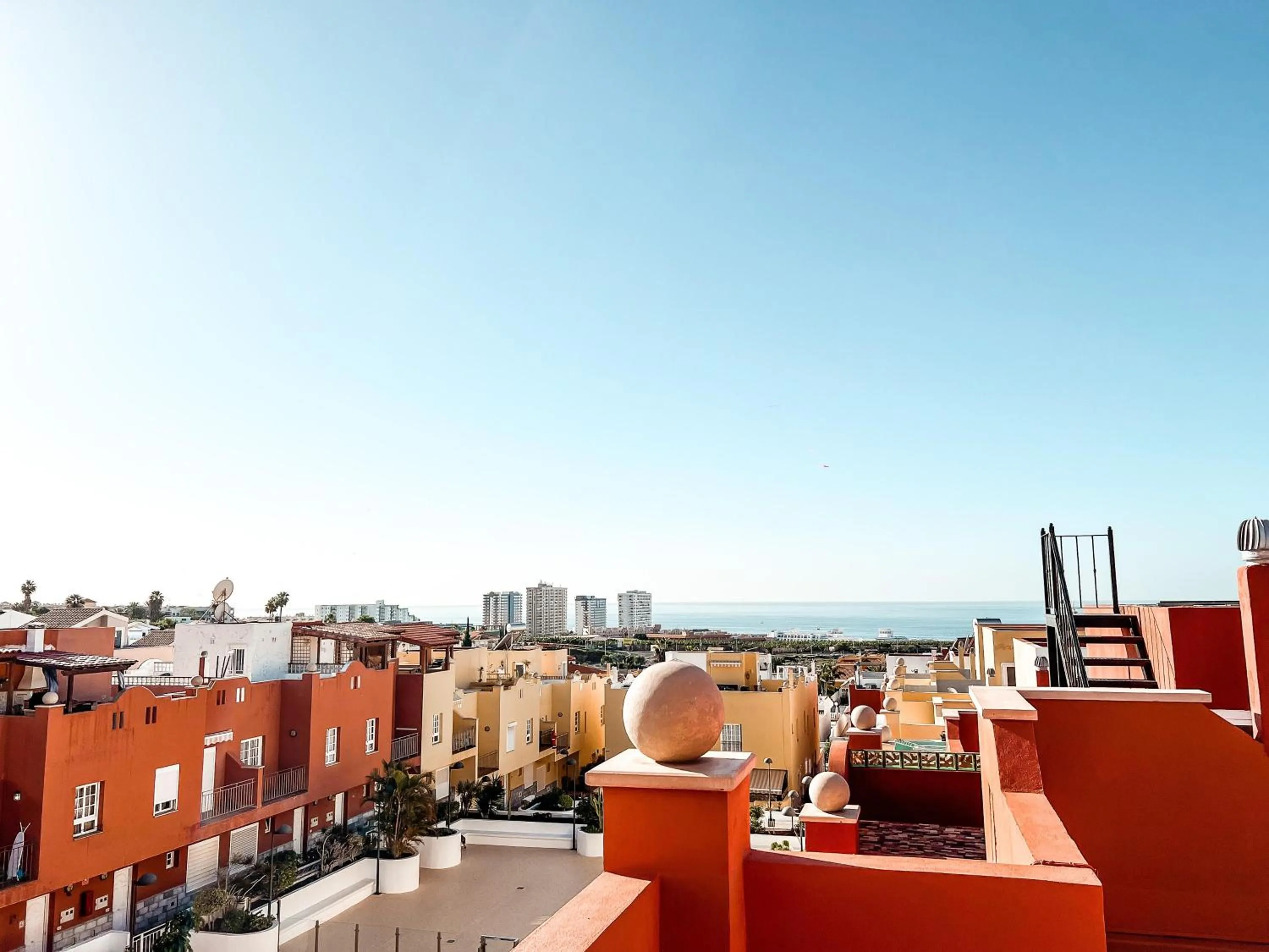 Property building in Townhouse with AC in Callao Salvaje, Sonia, CS148