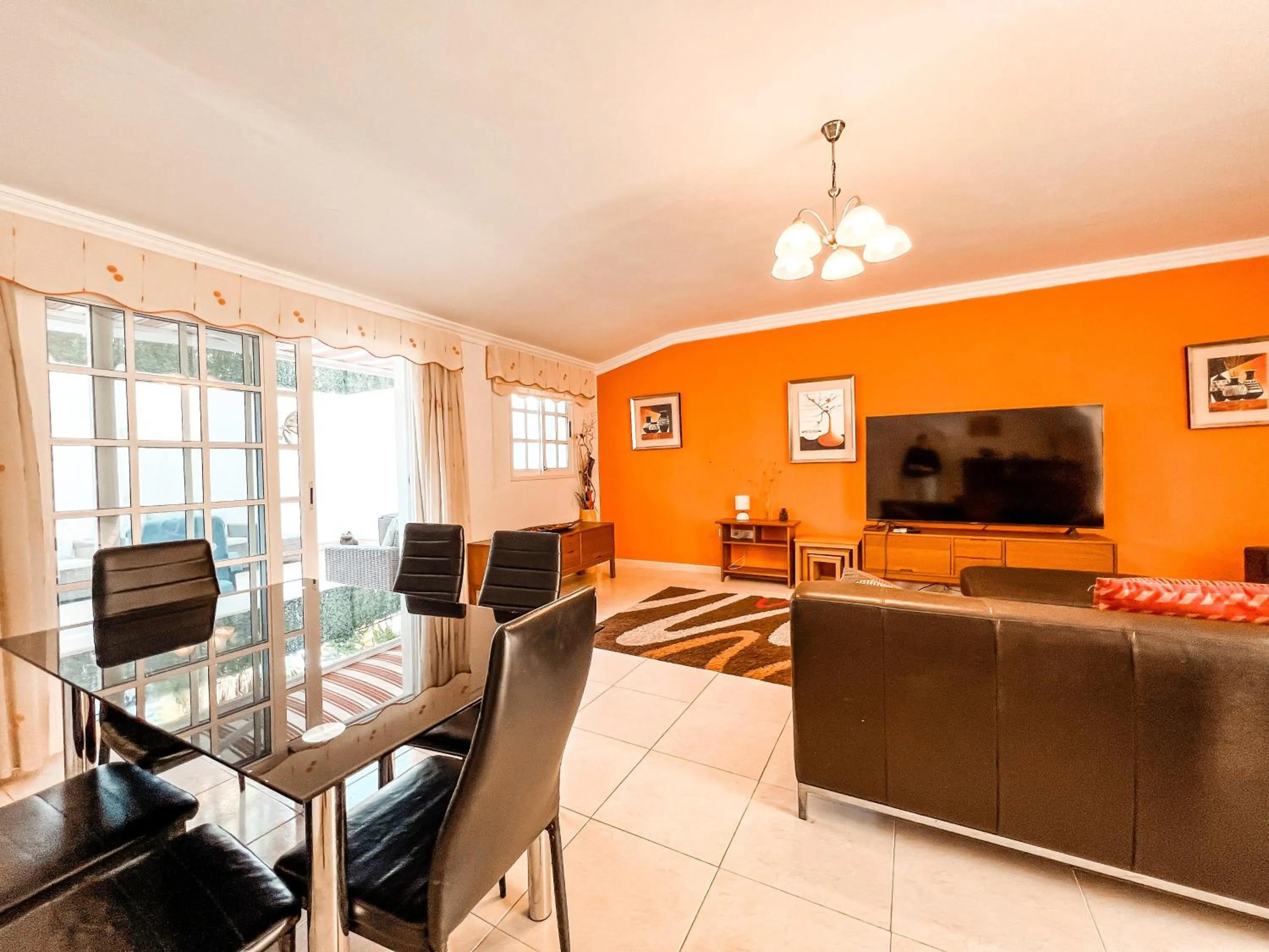 Property building in Townhouse with AC in Callao Salvaje, Sonia, CS148