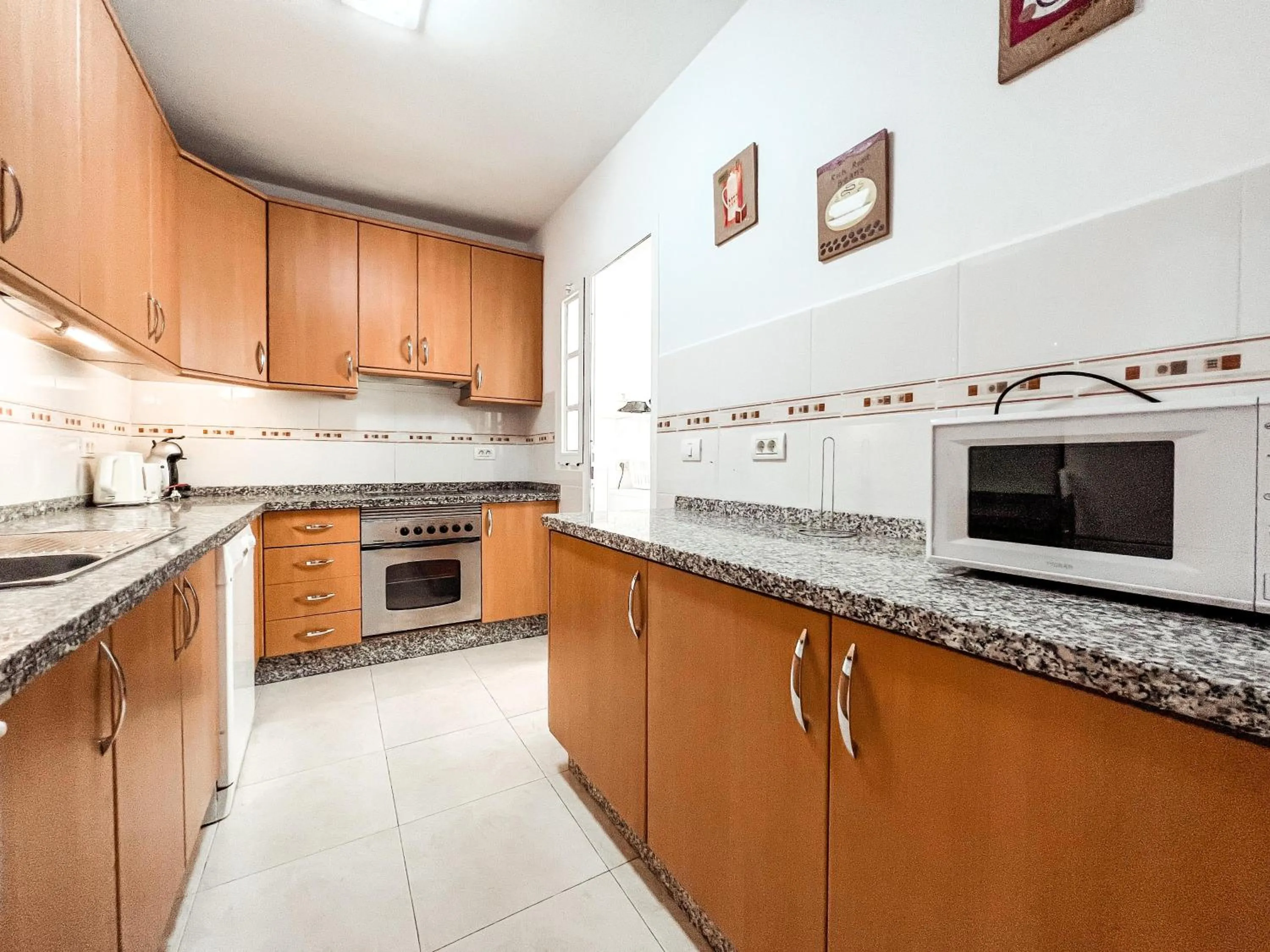 Property building in Townhouse with AC in Callao Salvaje, Sonia, CS148