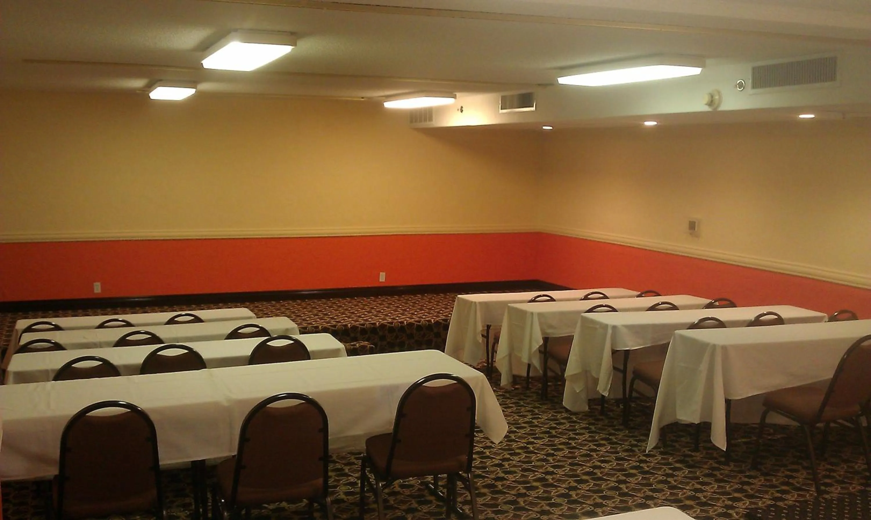 Banquet/Function facilities in Wyndham Garden Stillwater