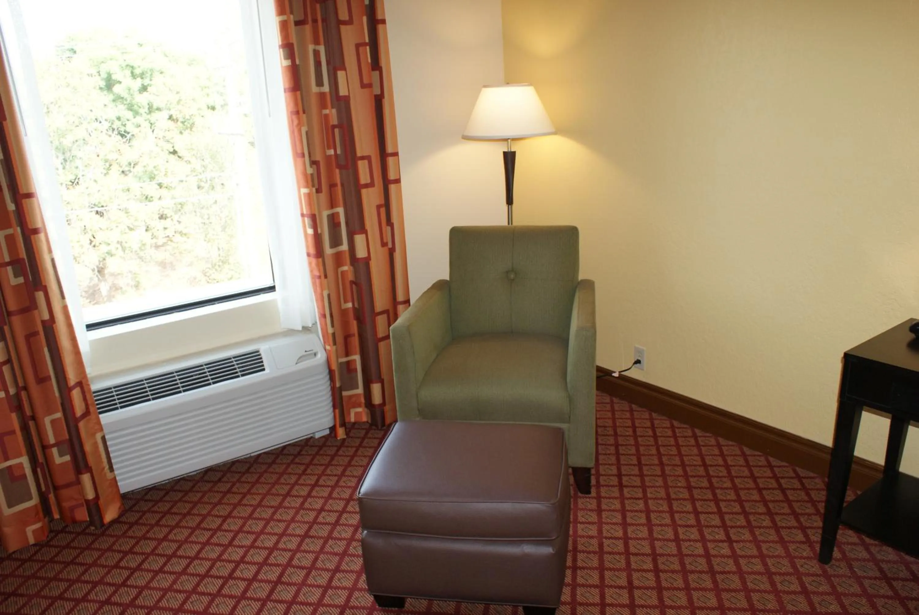 Seating area in Wyndham Garden Stillwater