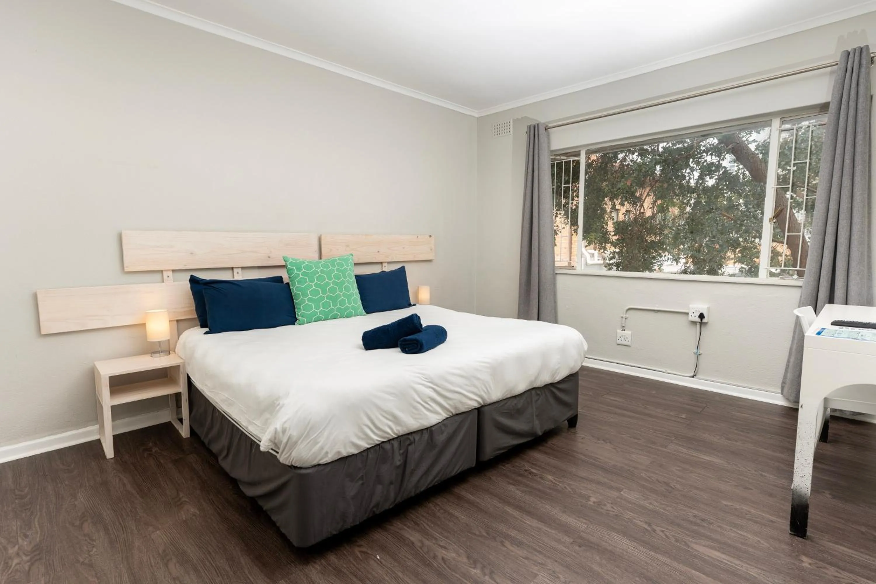 Bed in MoTown by Mojo