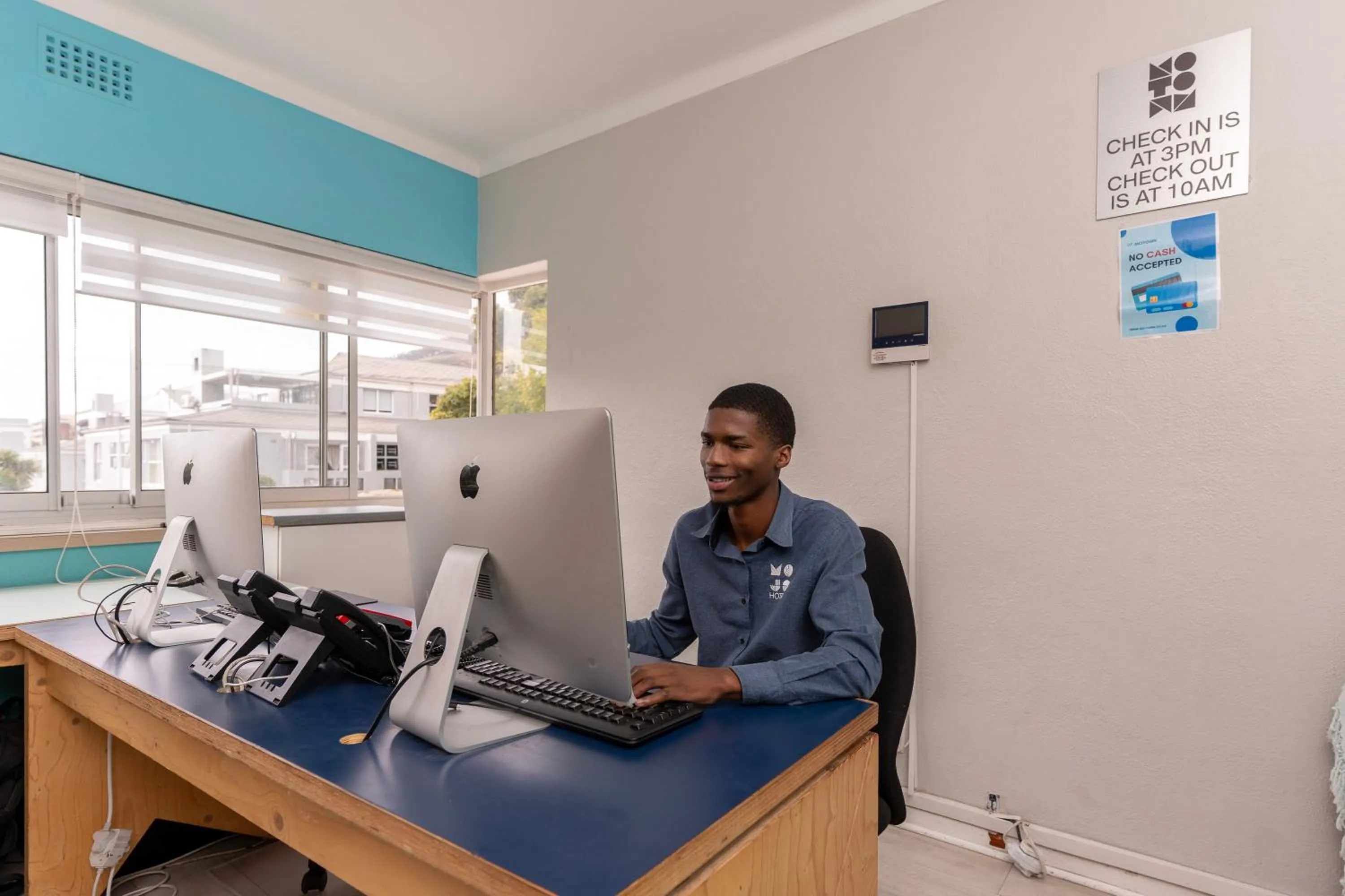 Staff in MoTown by Mojo