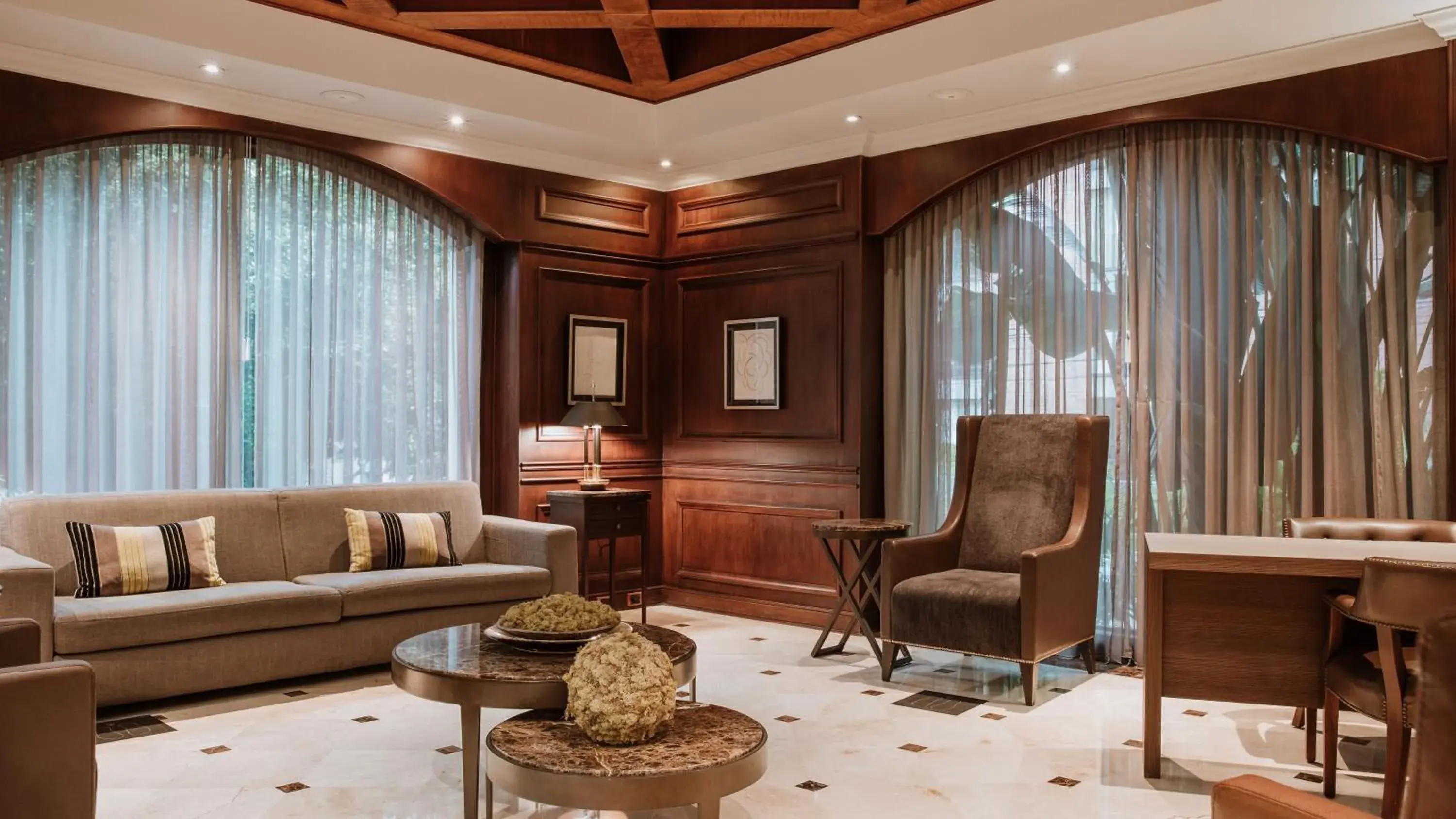 Lobby or reception in Hotel Park10 Lobby or reception in Hotel Park10