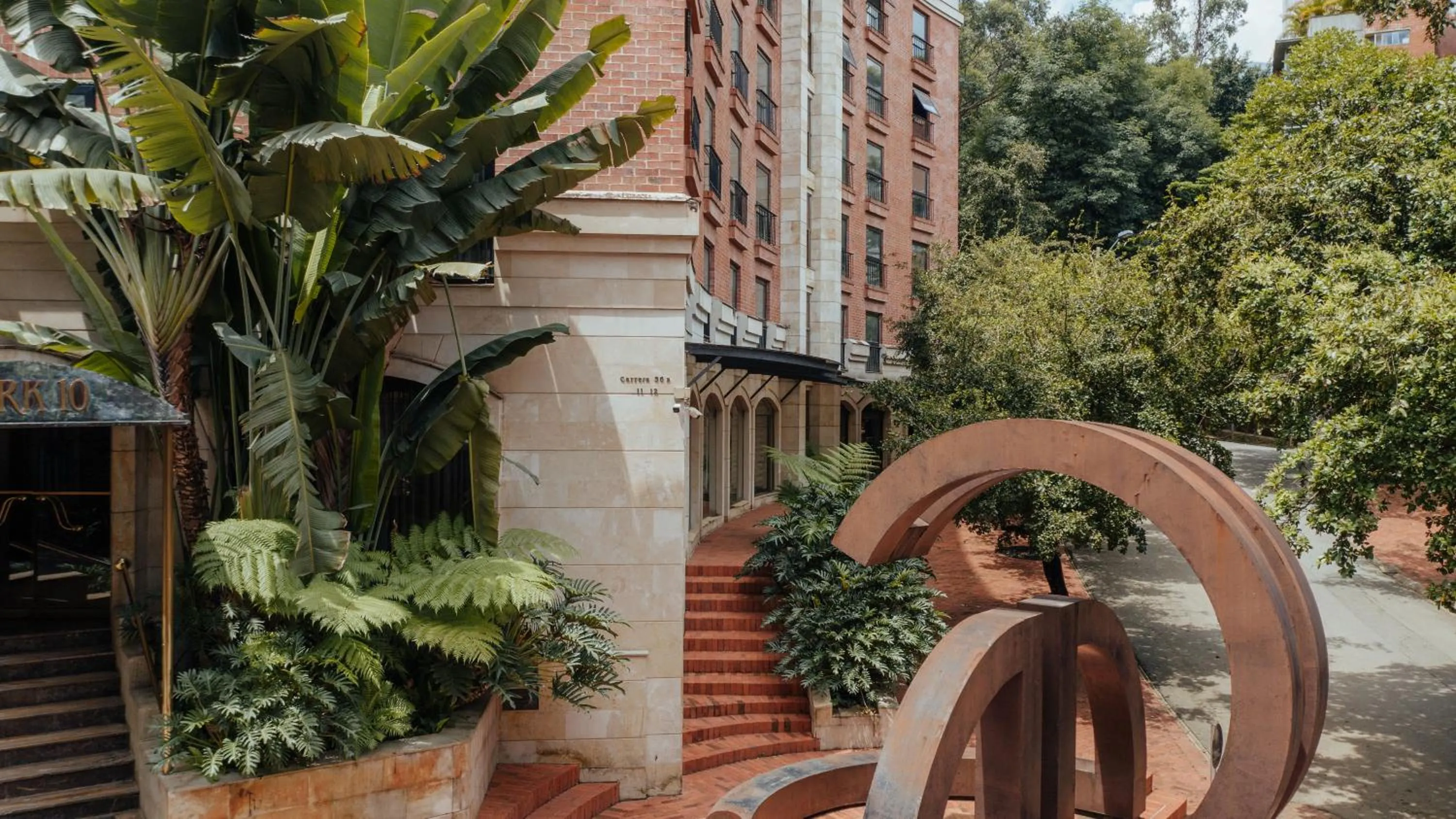 Property building in Hotel Park10