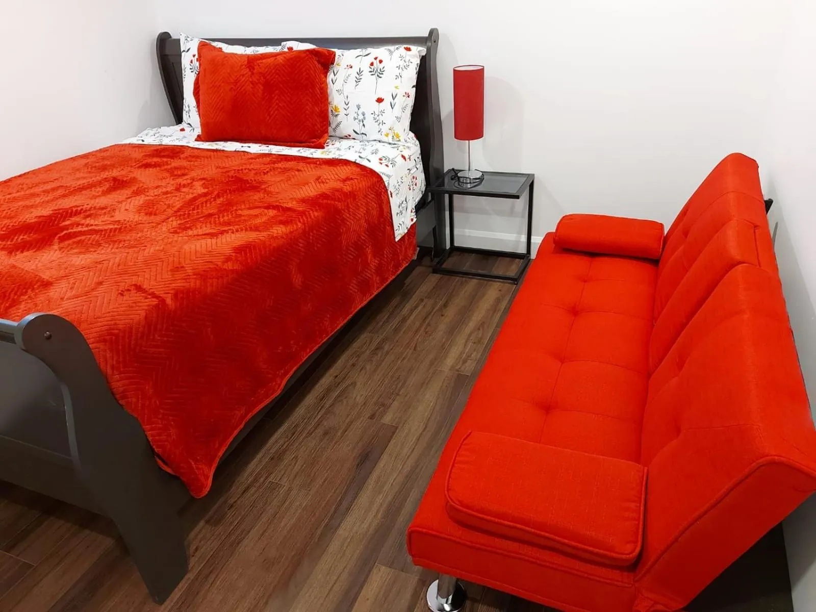 Bed in Motel LA RÉFÉRENCE