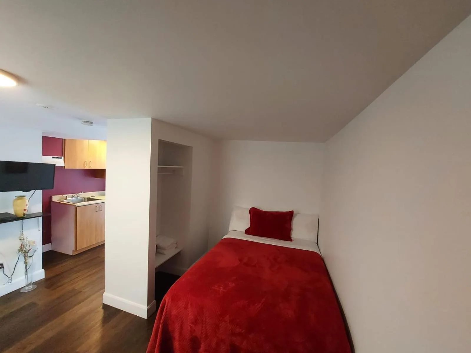 Bed in Motel LA RÉFÉRENCE