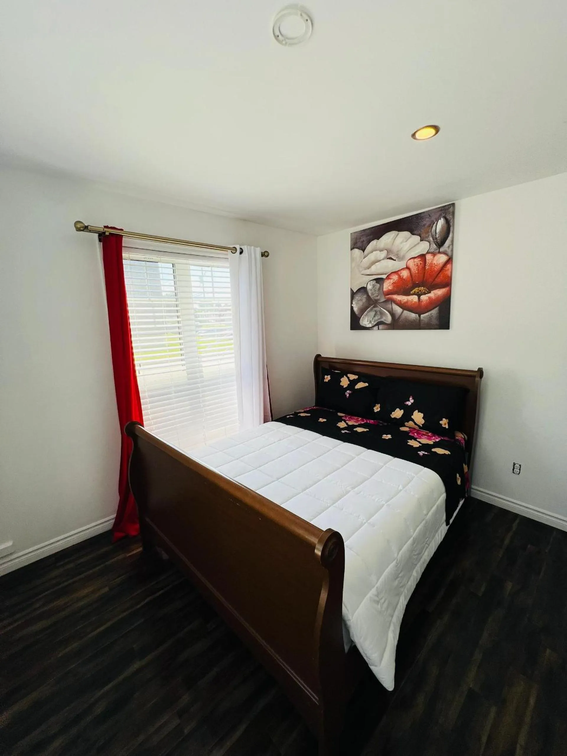 Bed in Motel LA RÉFÉRENCE