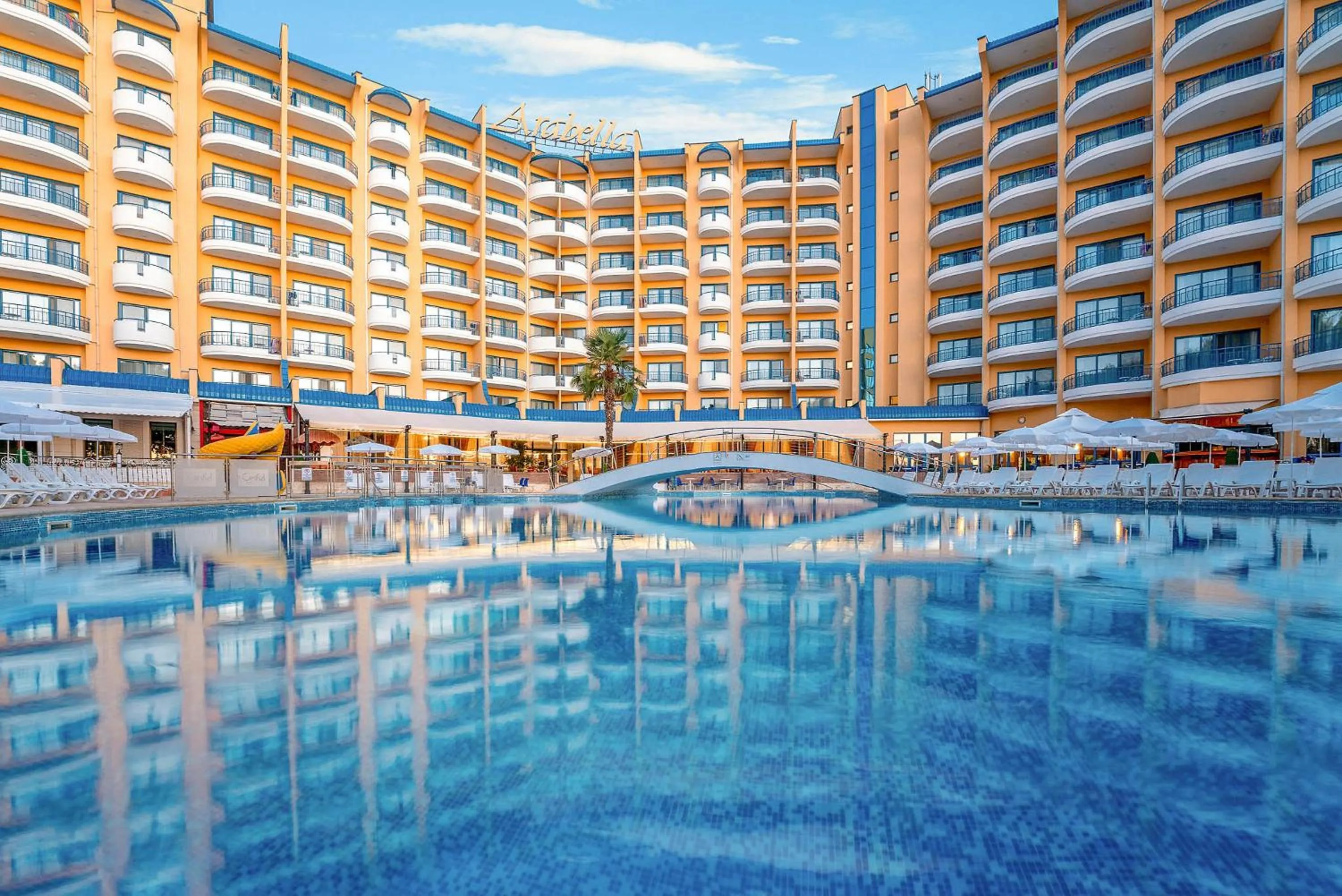 Swimming pool in GRIFID Arabella Hotel - Ultra All inclusive & Aquapark