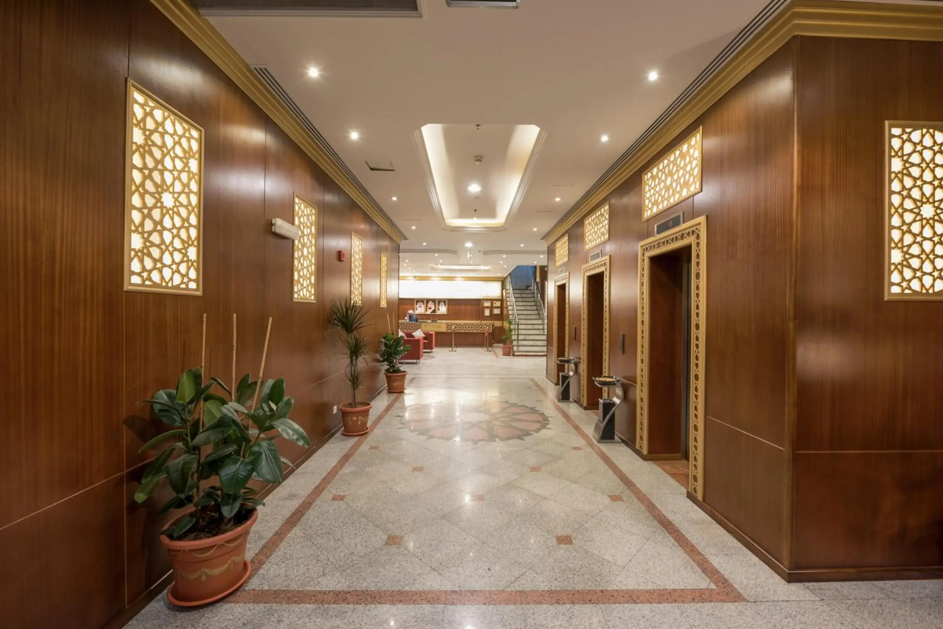Lobby or reception in Rawdhat Al Mukhtara Hotel Lobby or reception in Rawdhat Al Mukhtara Hotel