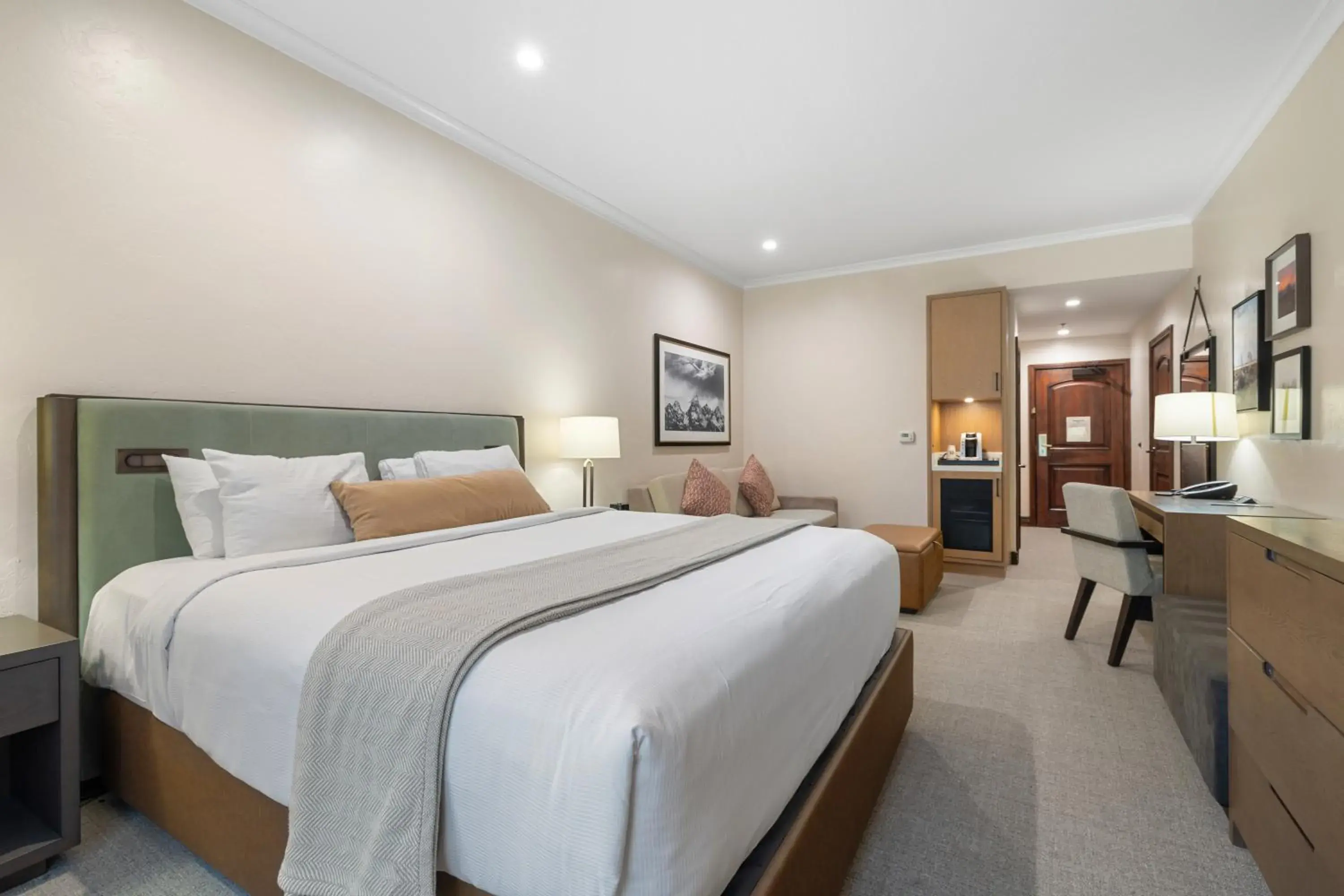 King Room - Disability Access in The Lodge at Jackson Hole King Room - Disability Access in The Lodge at Jackson Hole