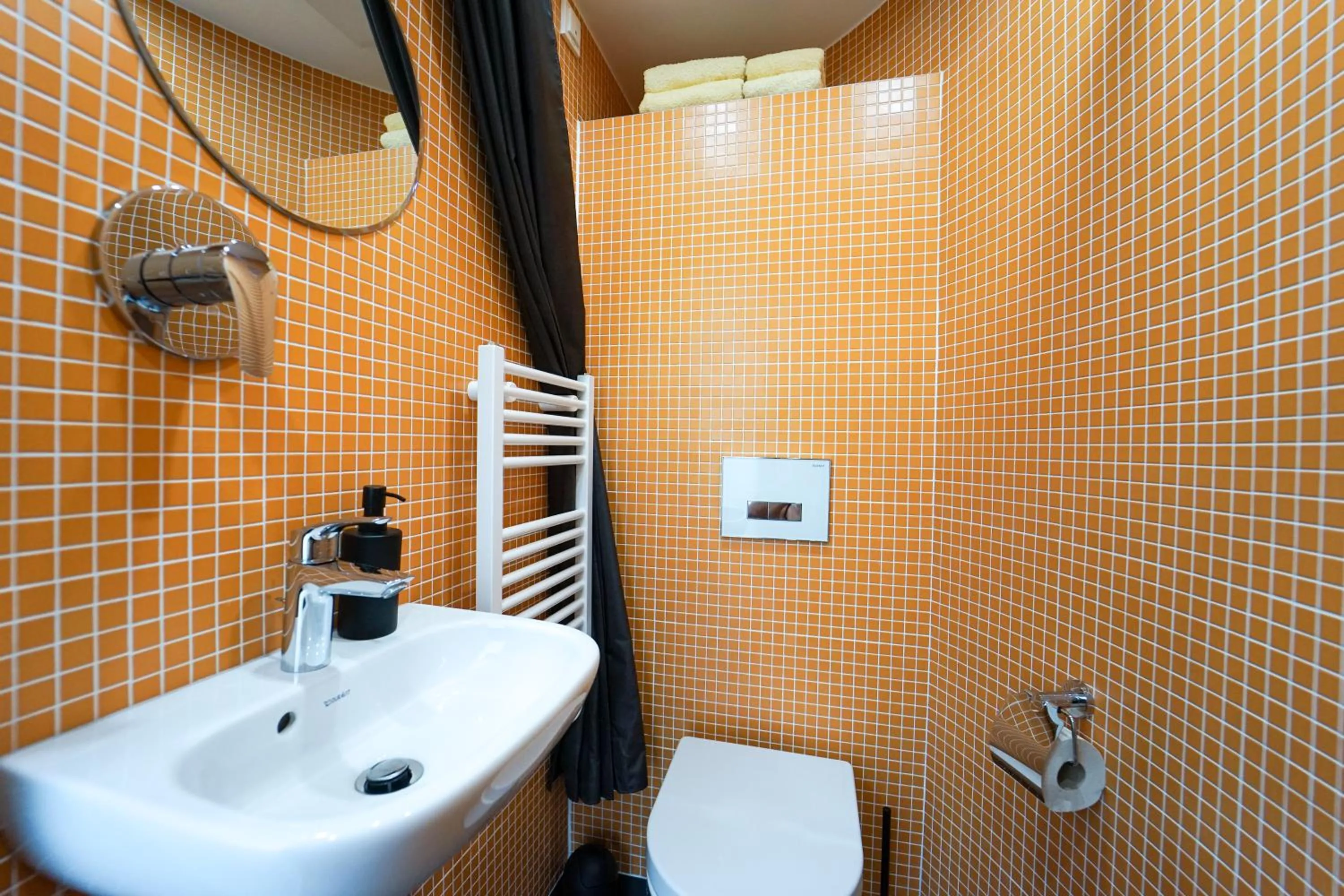 Shower in slube an den Teichen Hoher Fläming