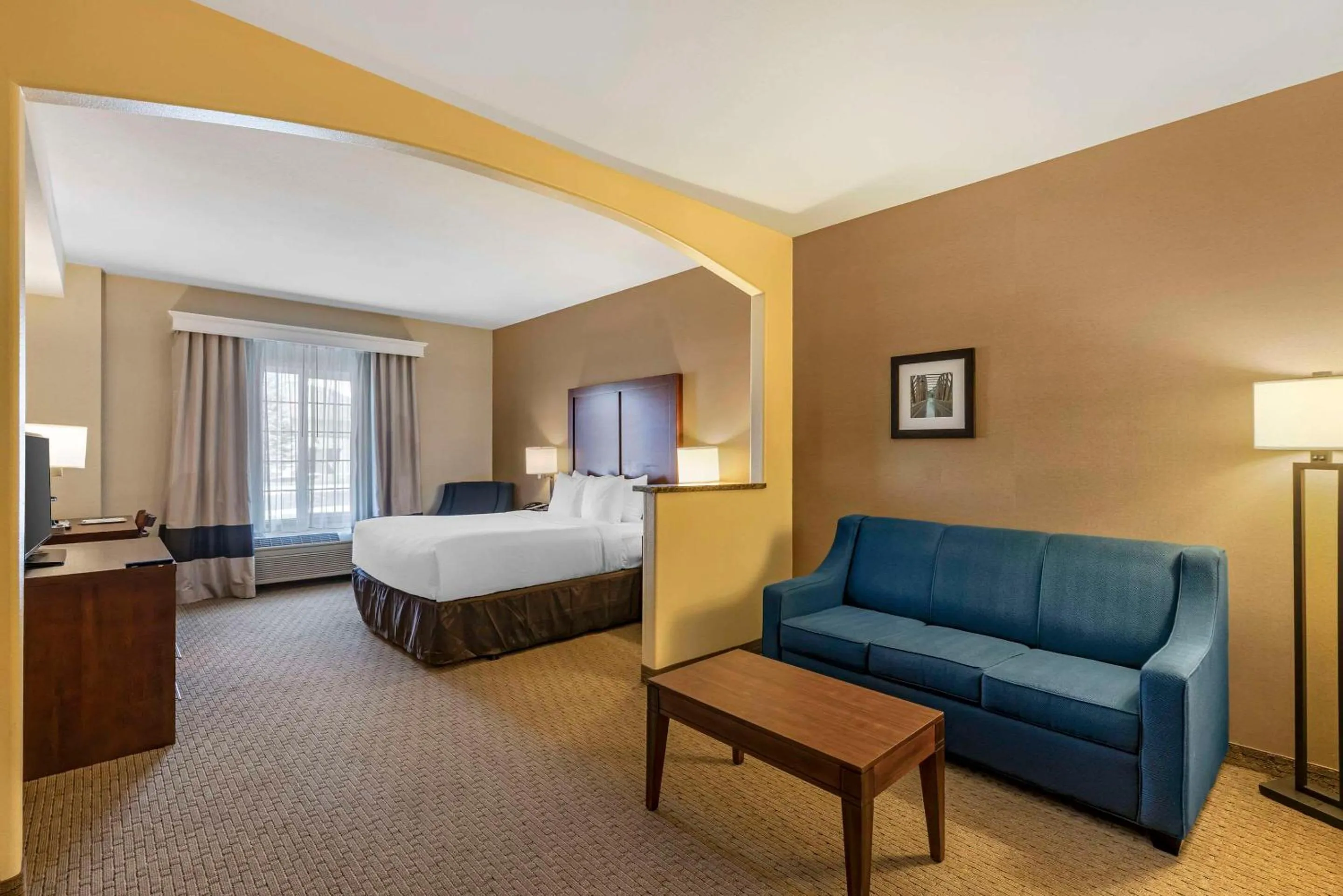 Bedroom, Bed in Comfort Inn & Suites Gillette near Campbell Medical Center