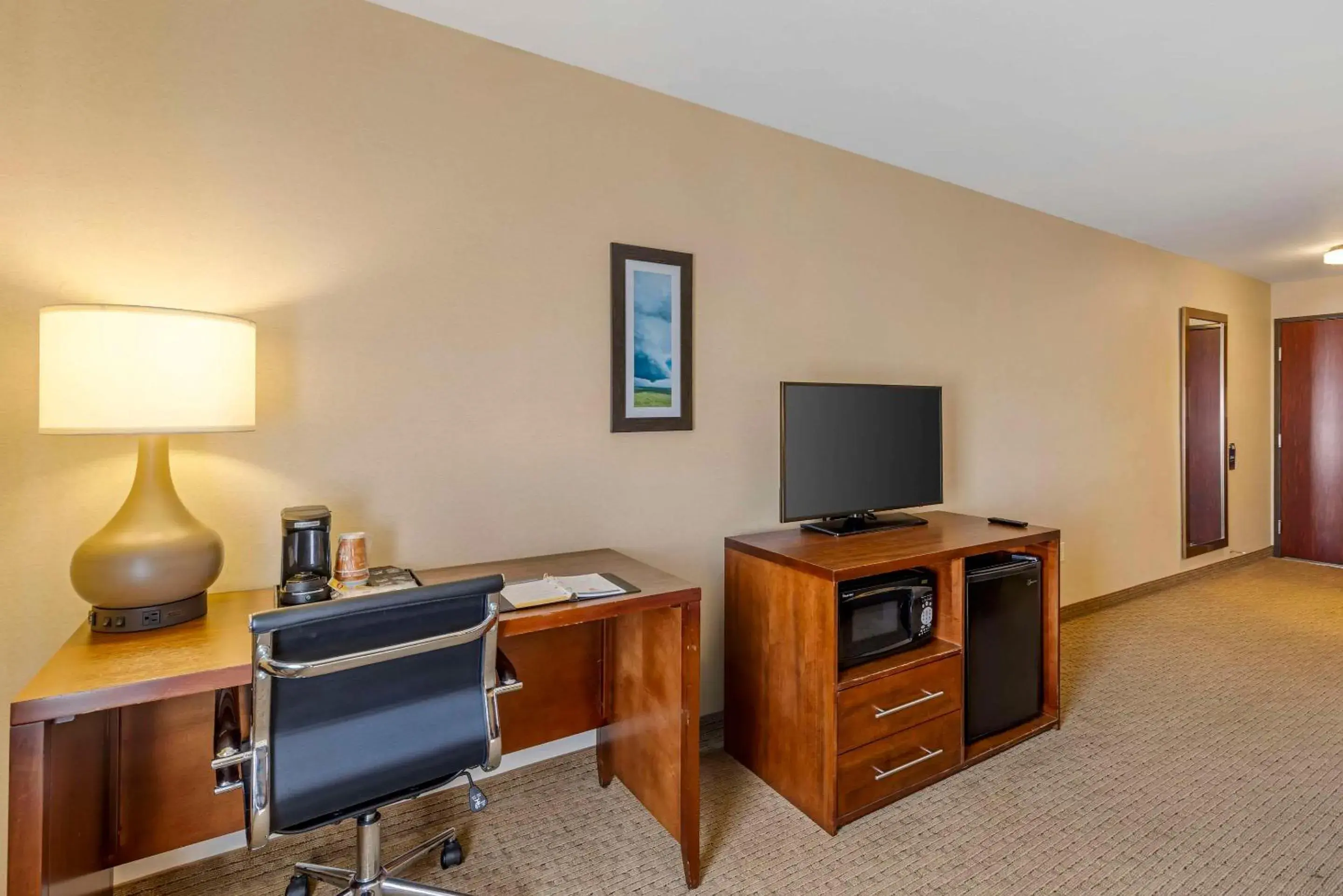 Bedroom in Comfort Inn & Suites Gillette near Campbell Medical Center Bedroom in Comfort Inn & Suites Gillette near Campbell Medical Center