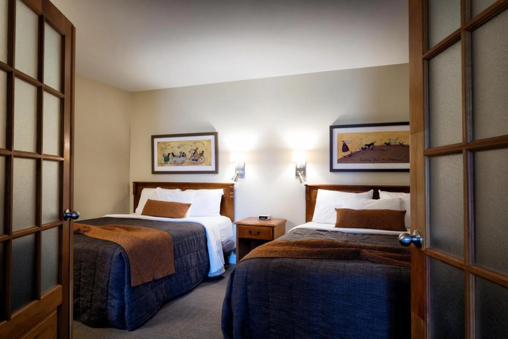 Photo of the whole room, Bed in Le Deauville Motel