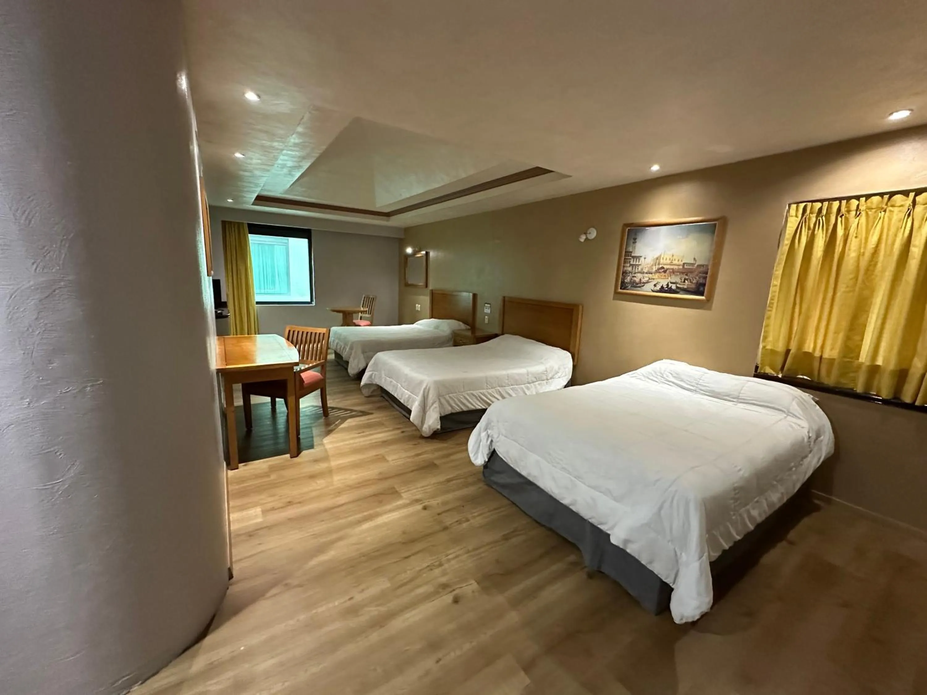 Bed in Hotel Florencia by Marho