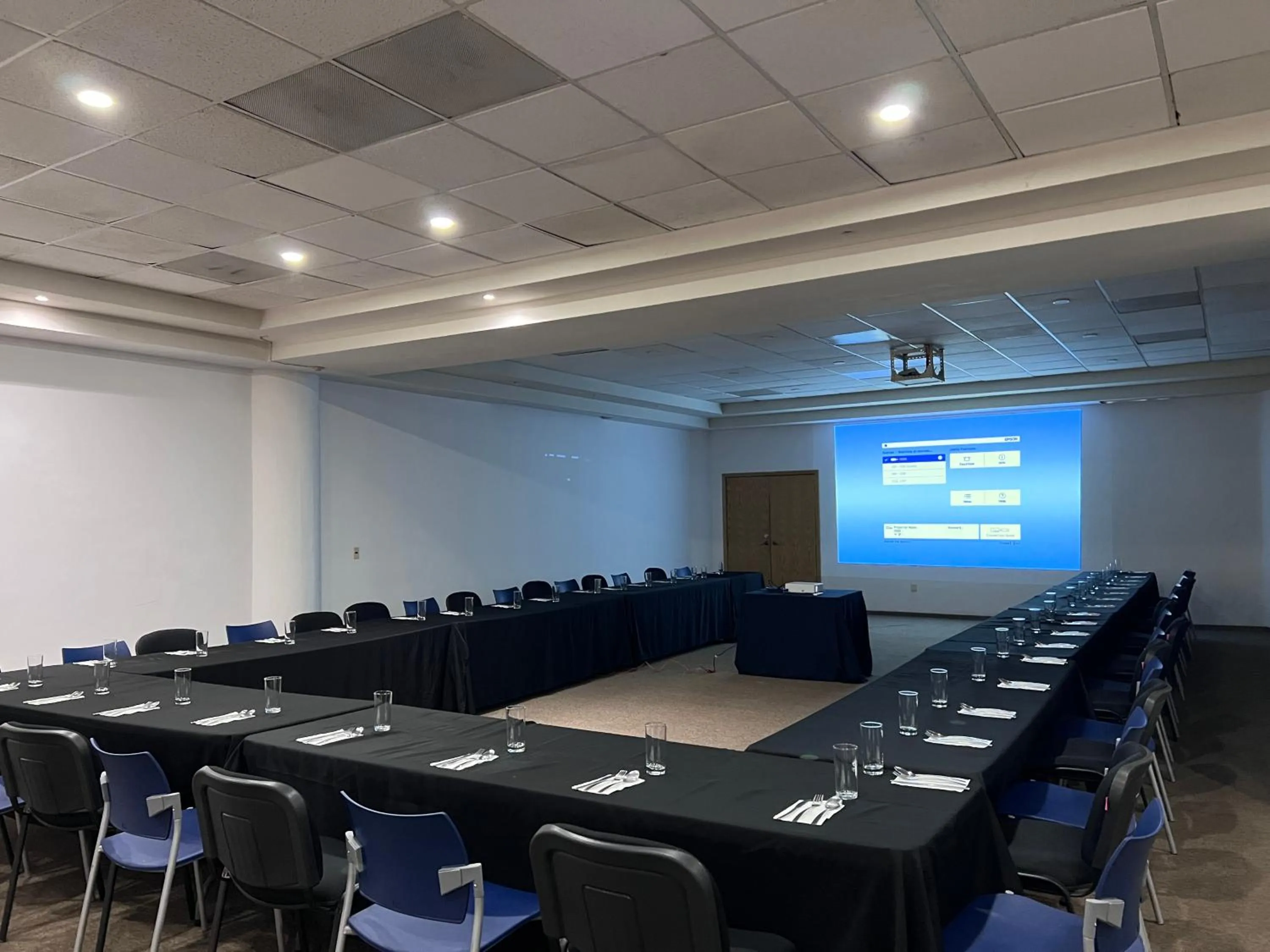 Meeting/conference room in Hotel Florencia by Marho