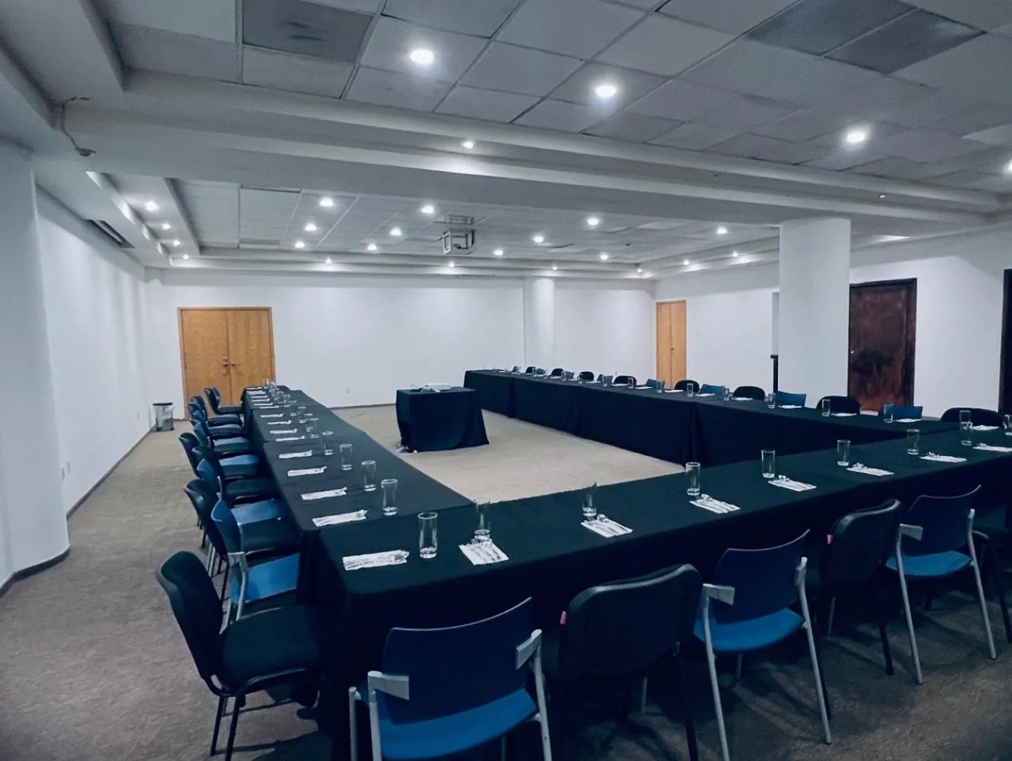 Meeting/conference room in Hotel Florencia by Marho