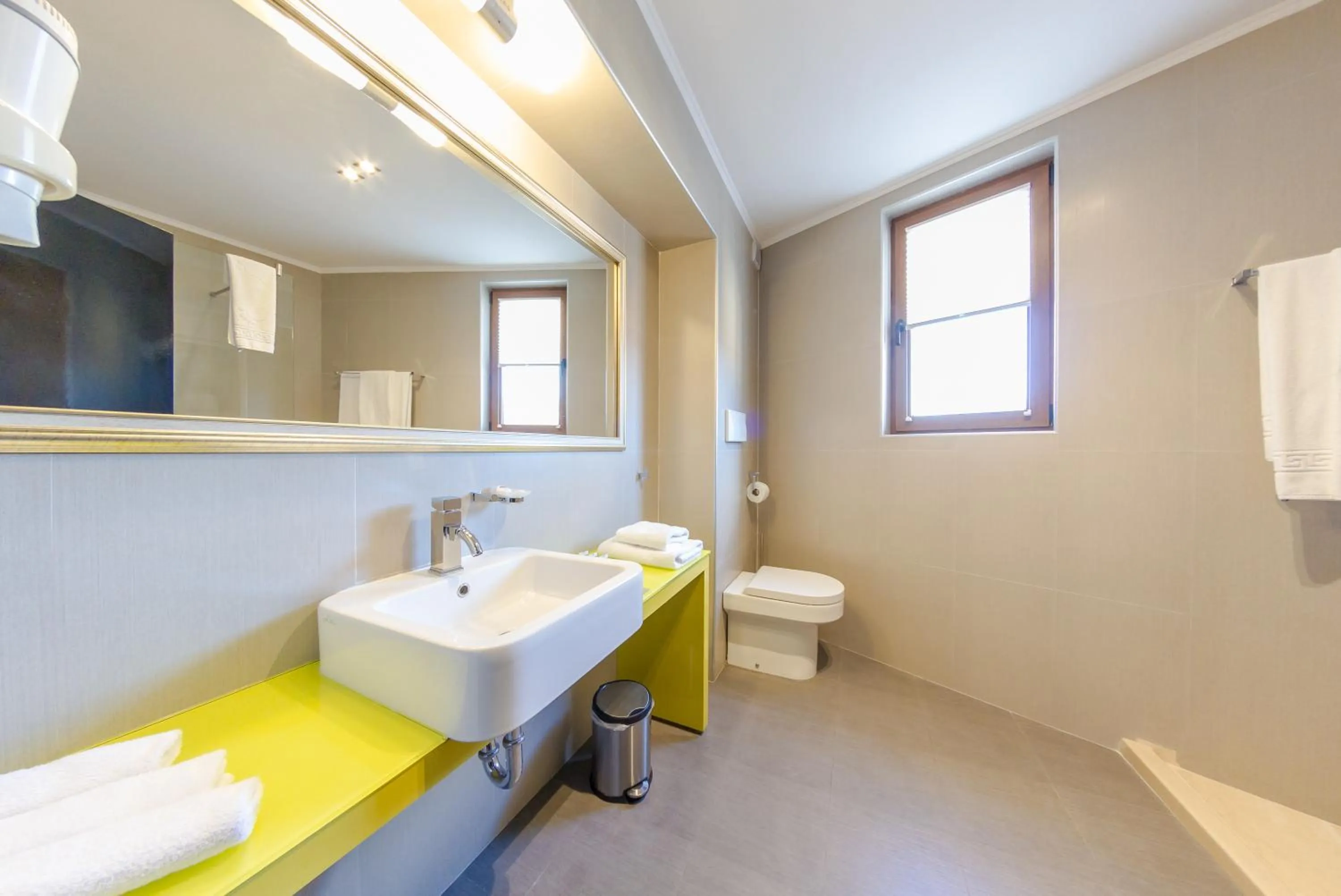 Toilet in Hotel Studio