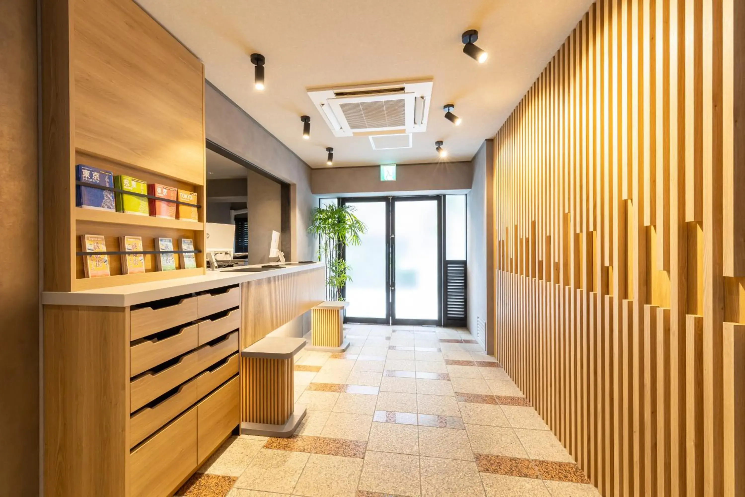 Lobby or reception in HOTEL MYSTAYS Nippori Lobby or reception in HOTEL MYSTAYS Nippori