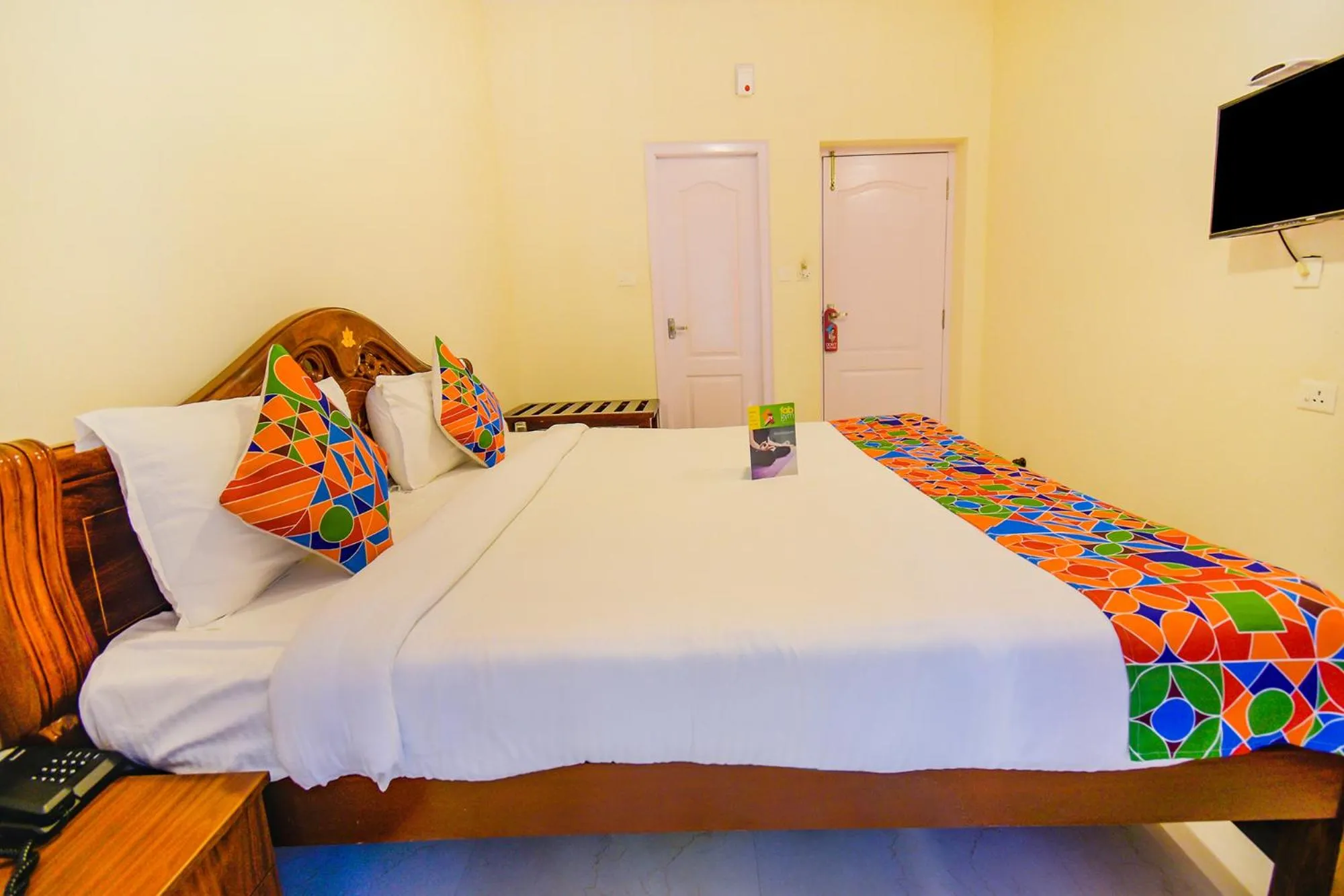 Bedroom, Bed in FabHotel Vinu Valley Resorts - Nr Ketti Valley View Point