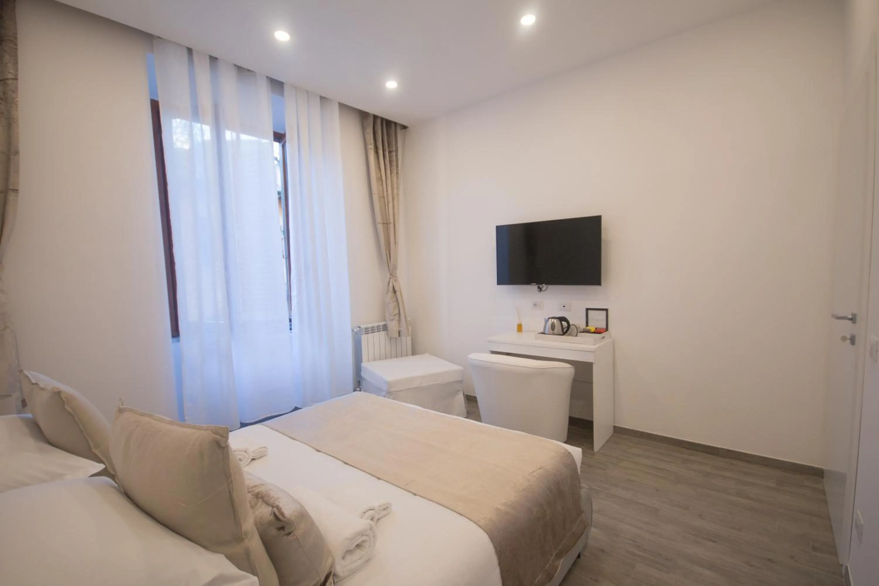 Photo of the whole room, Bed in Trastevere Sweet Dream