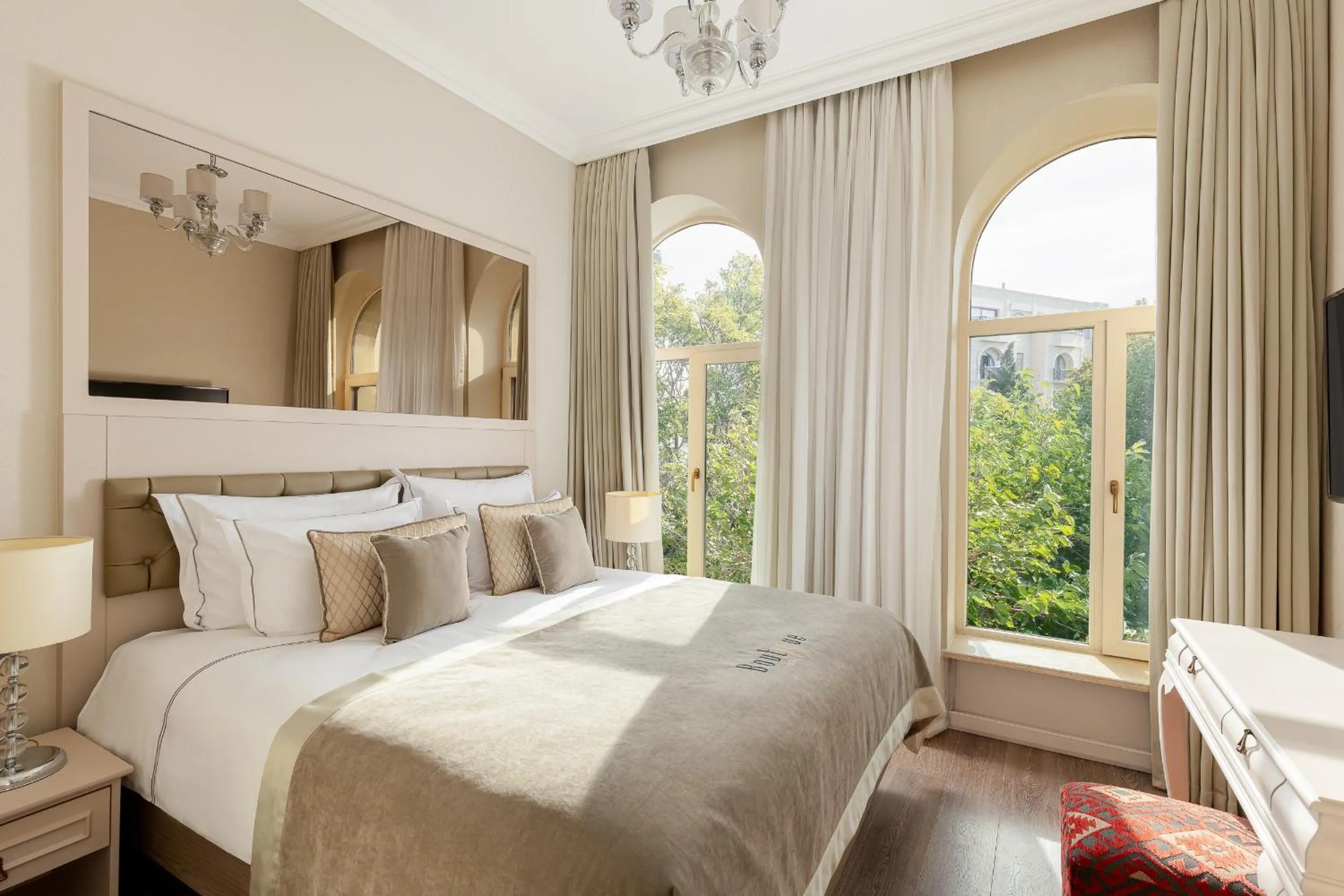 Bed in Boutique 19 Hotel