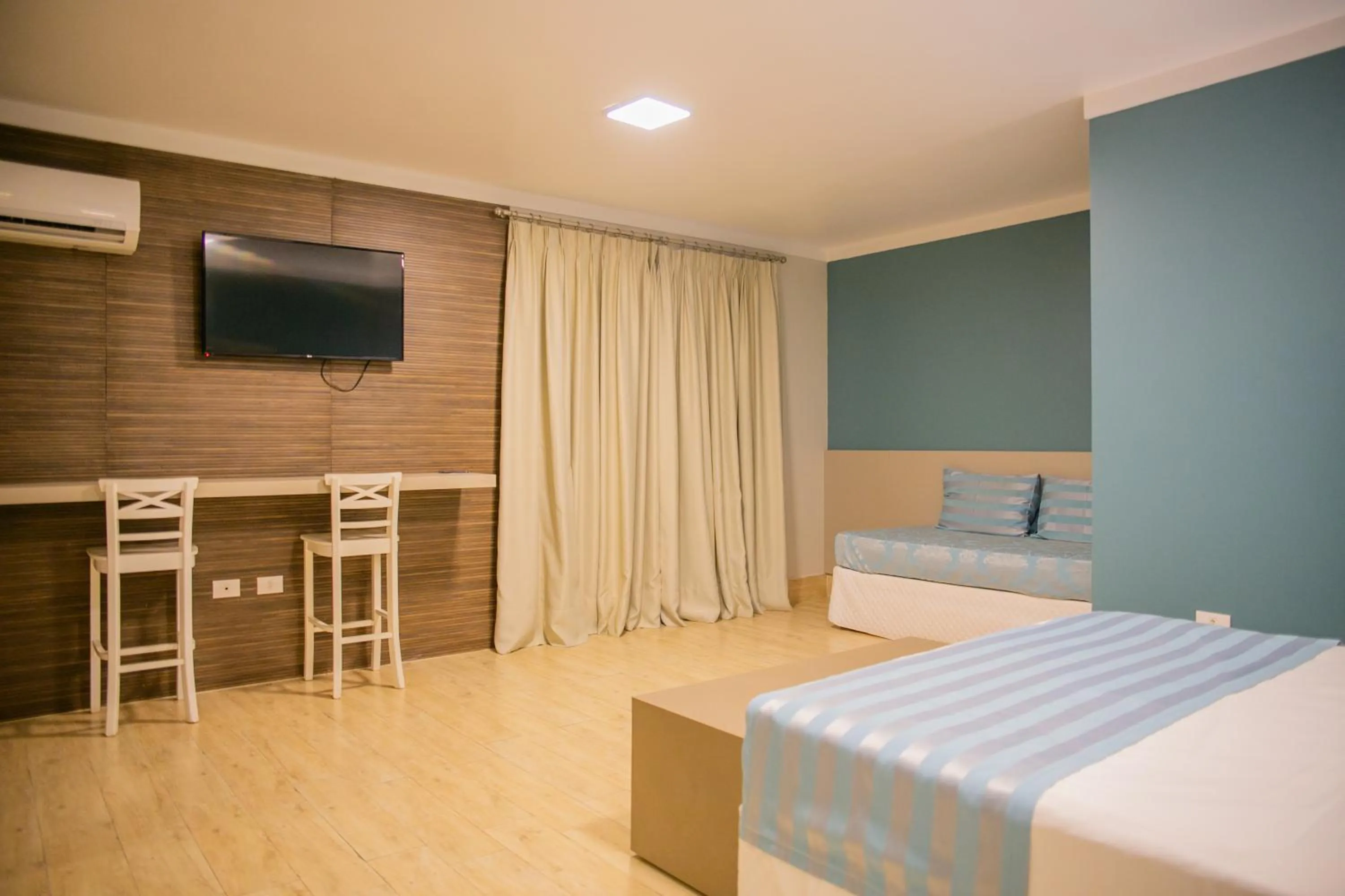 Photo of the whole room, Bed in Pousada Villa Di Enzo