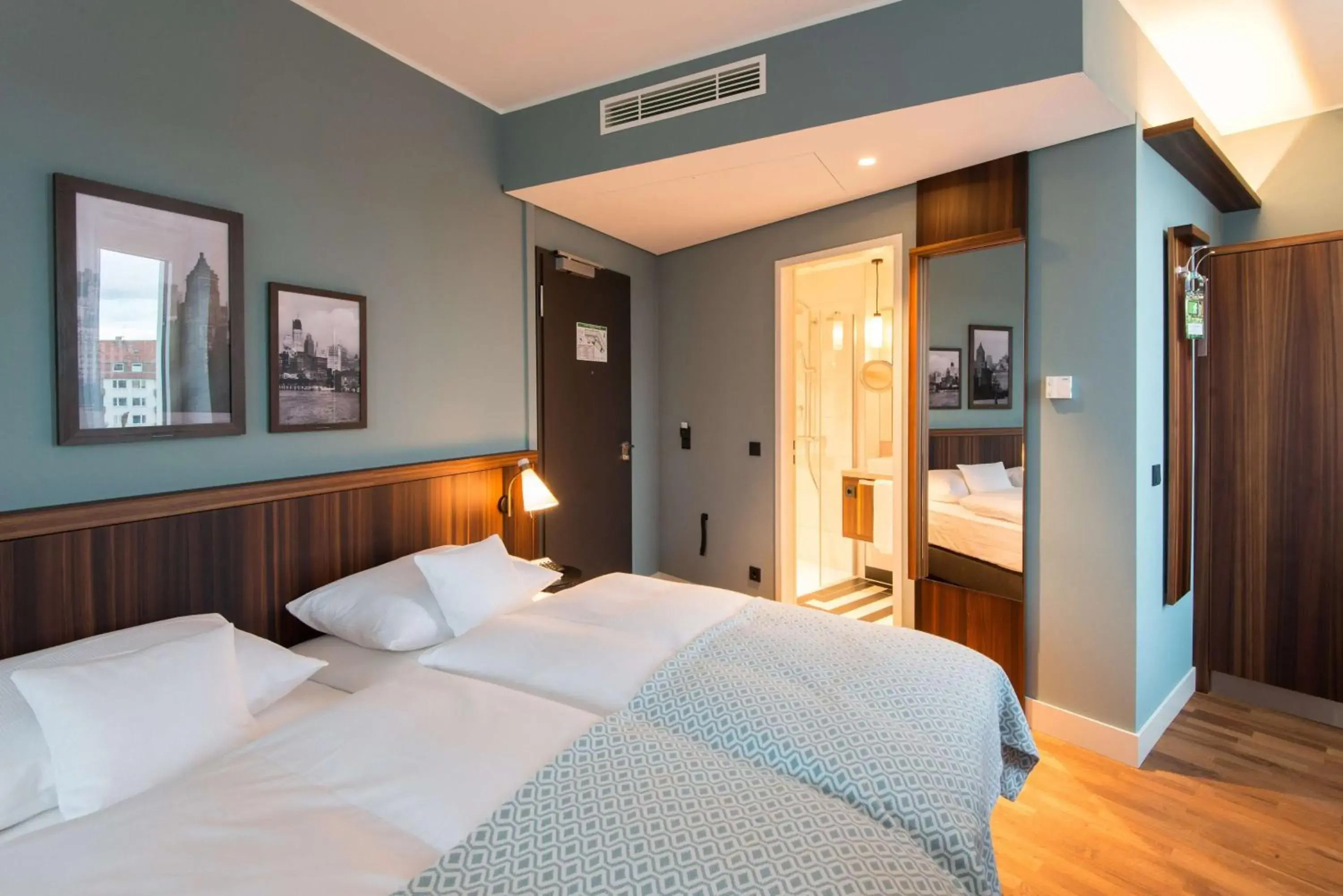 Bedroom, Bed in THE LIBERTY Hotel Bremerhaven BW Signature Collection Bedroom, Bed in THE LIBERTY Hotel Bremerhaven BW Signature Collection