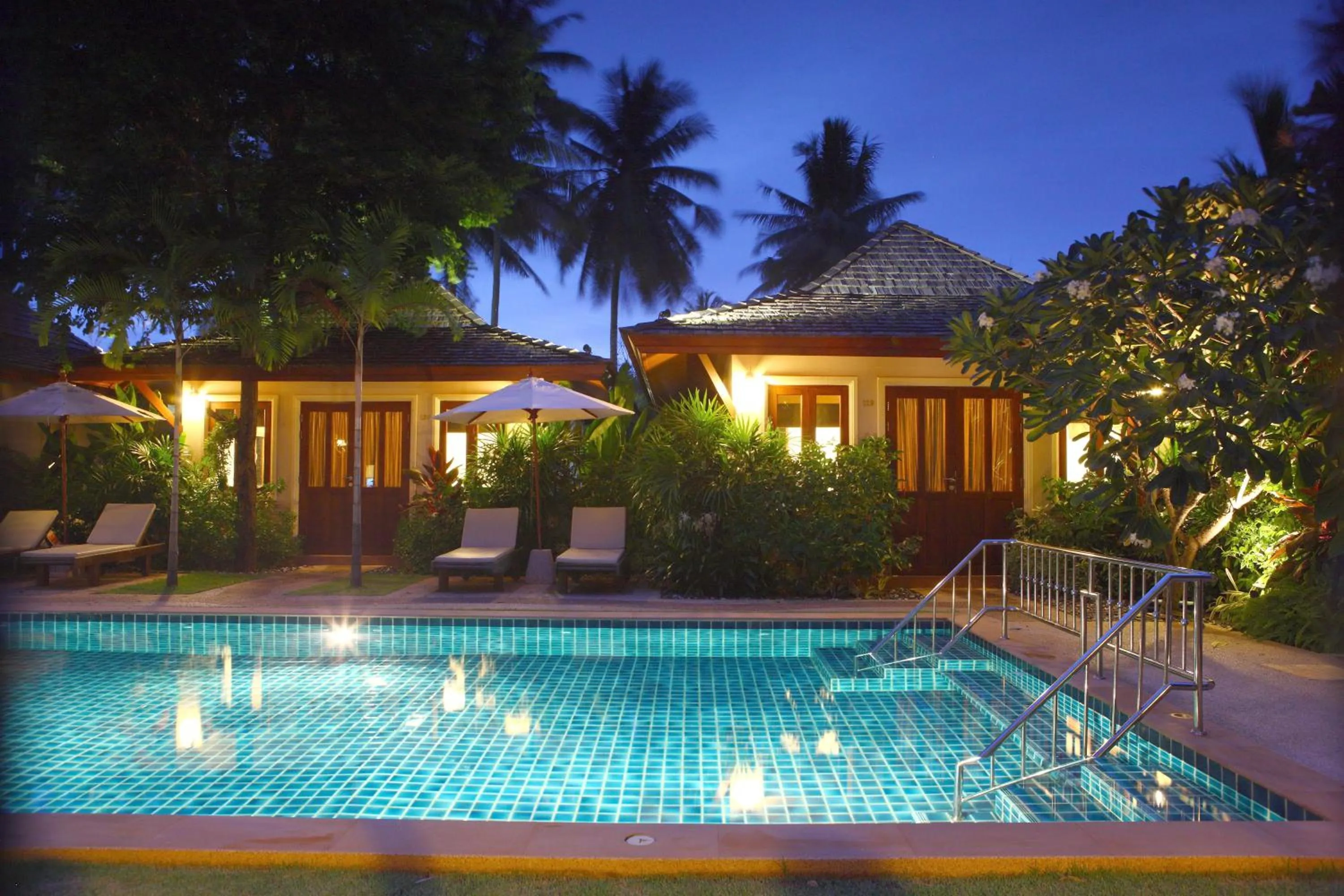 Swimming pool in Pai Tan Villas - SHA Extra Plus