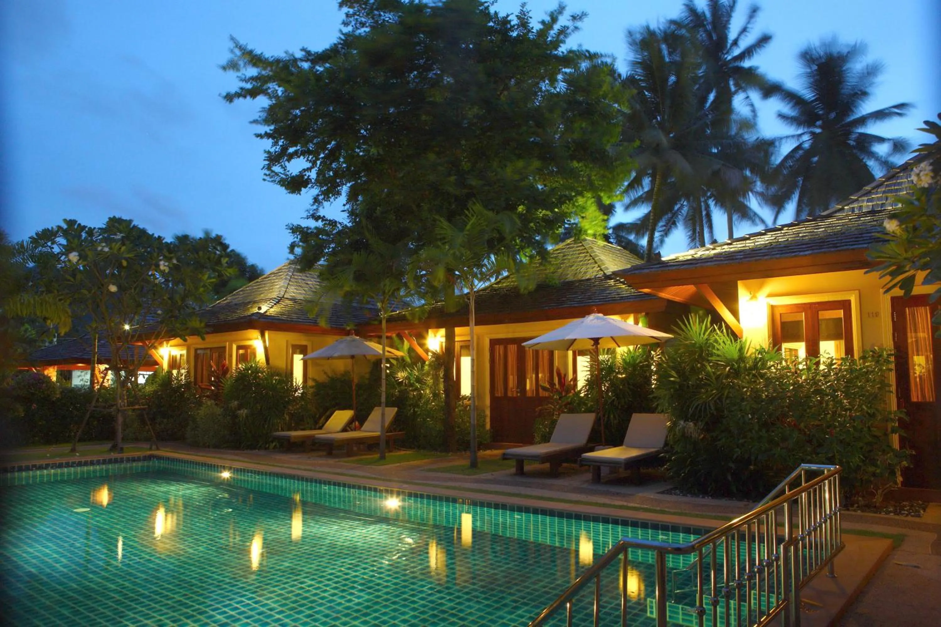 Swimming pool in Pai Tan Villas - SHA Extra Plus