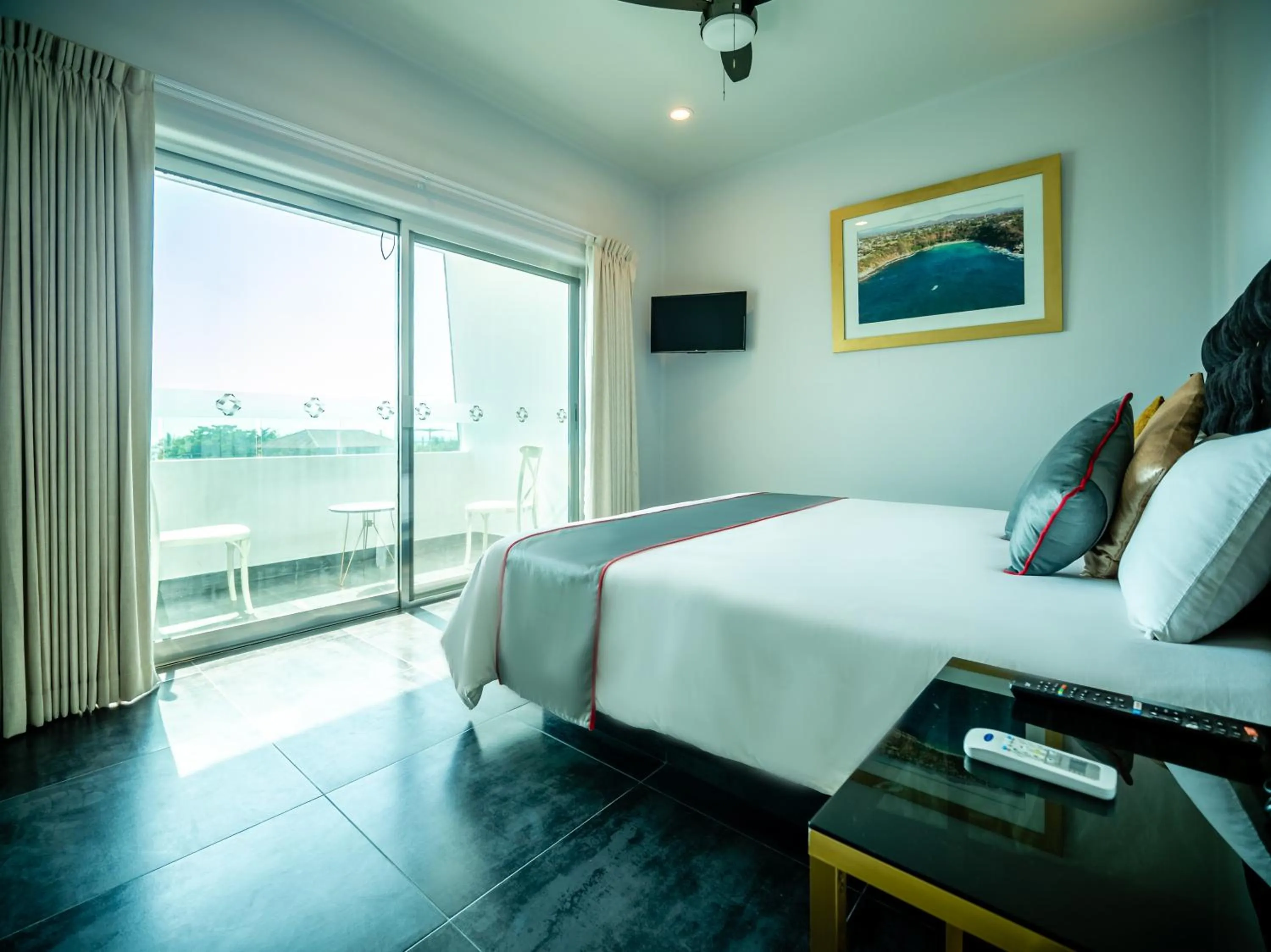 Photo of the whole room, Bed in Hotel DC Boutique & SPA