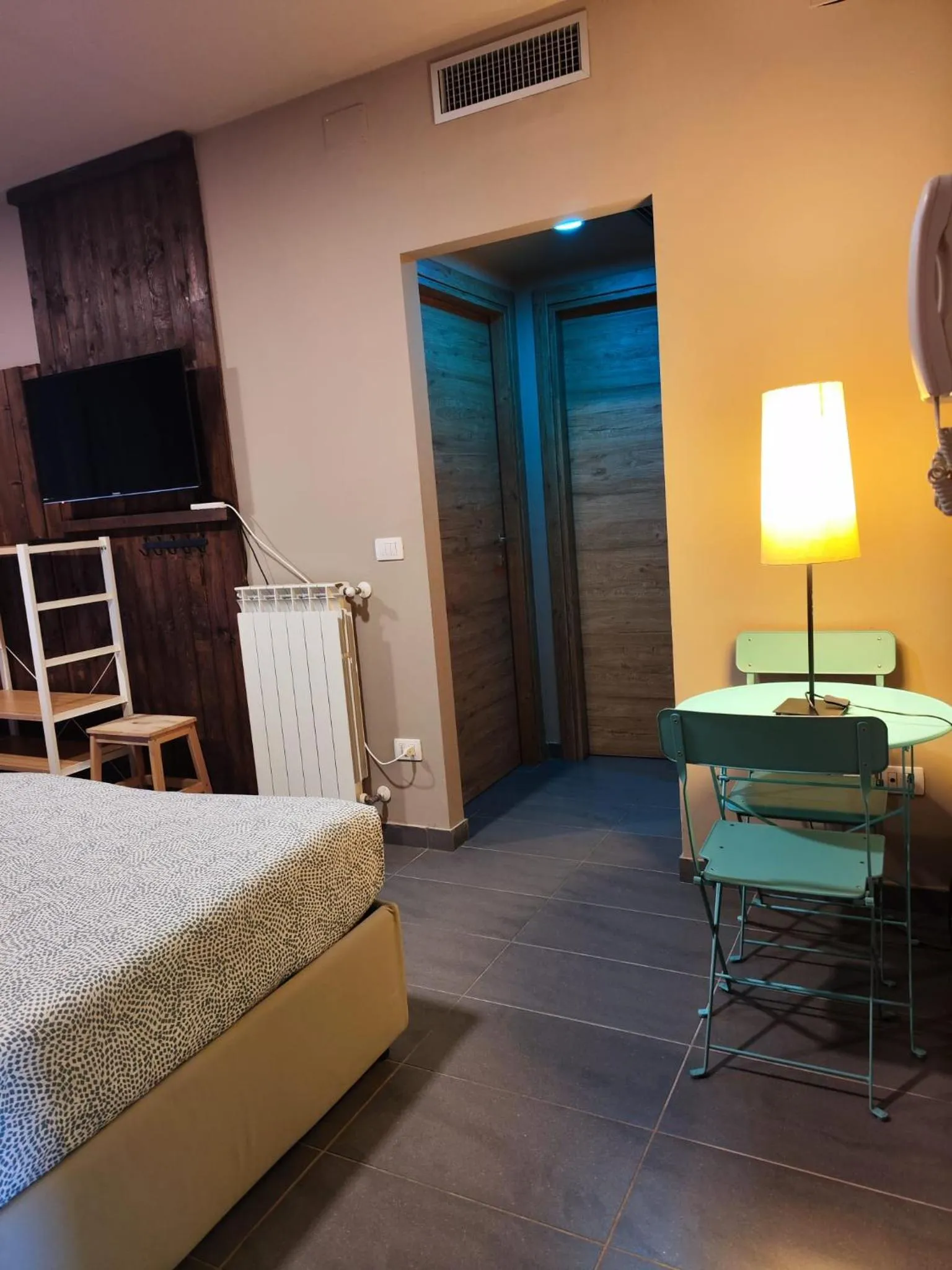 Bed in Dannunziano Aparthotel