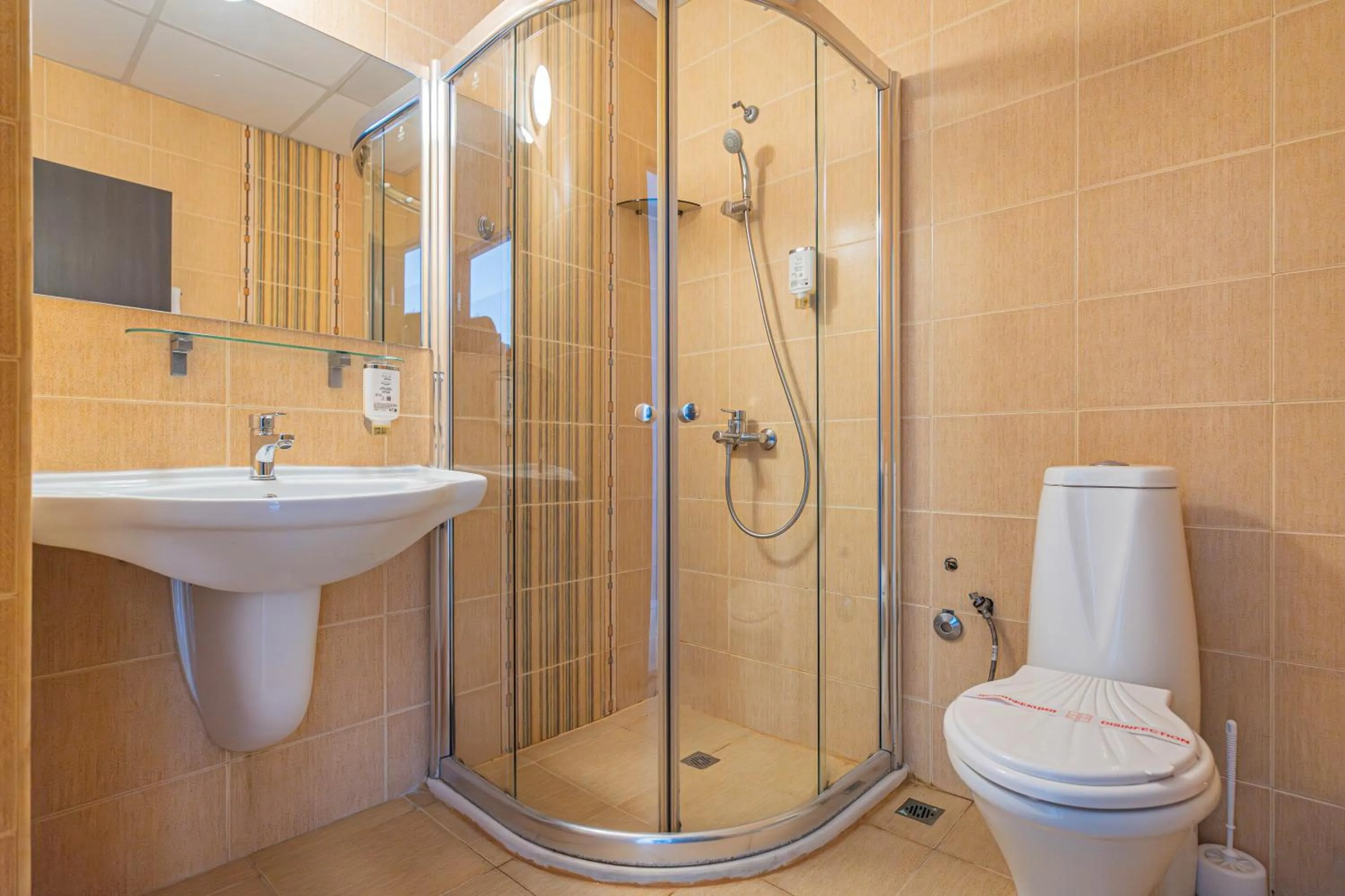 Shower in Valeo Hotel