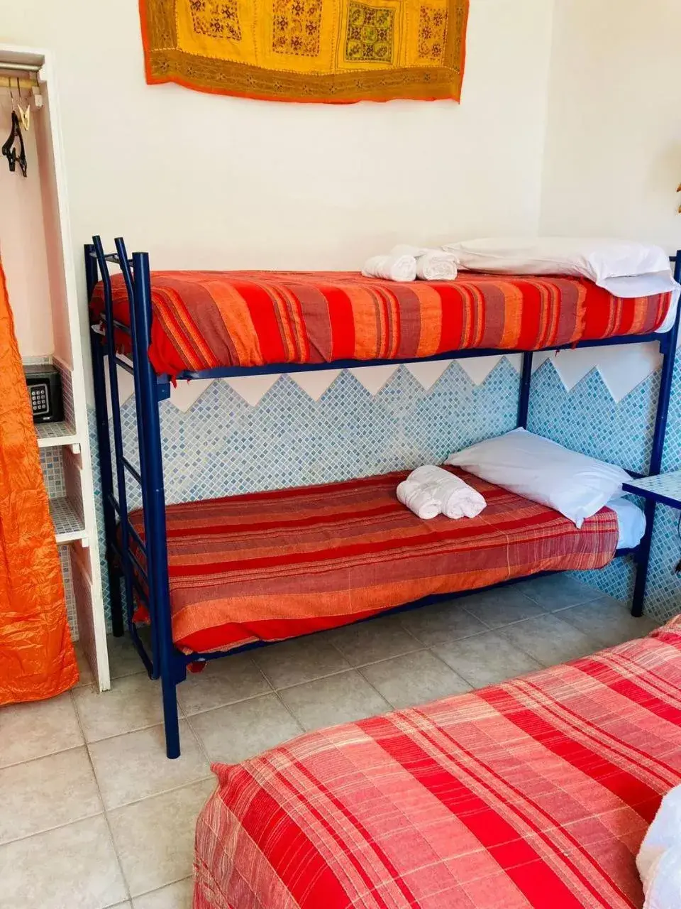 Triple Room with Private Bathroom in Villa Arazurrina Triple Room with Private Bathroom in Villa Arazurrina