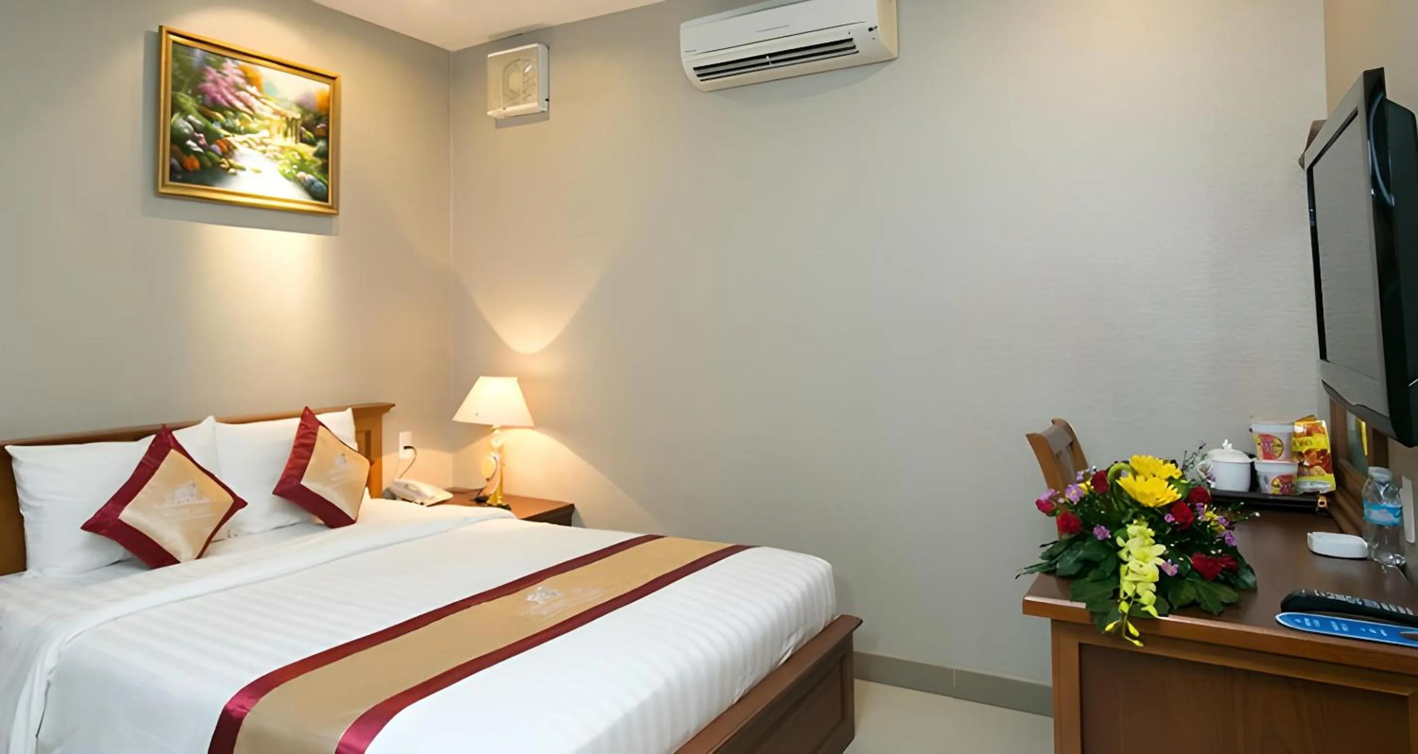 Bed in White Lion Hotel