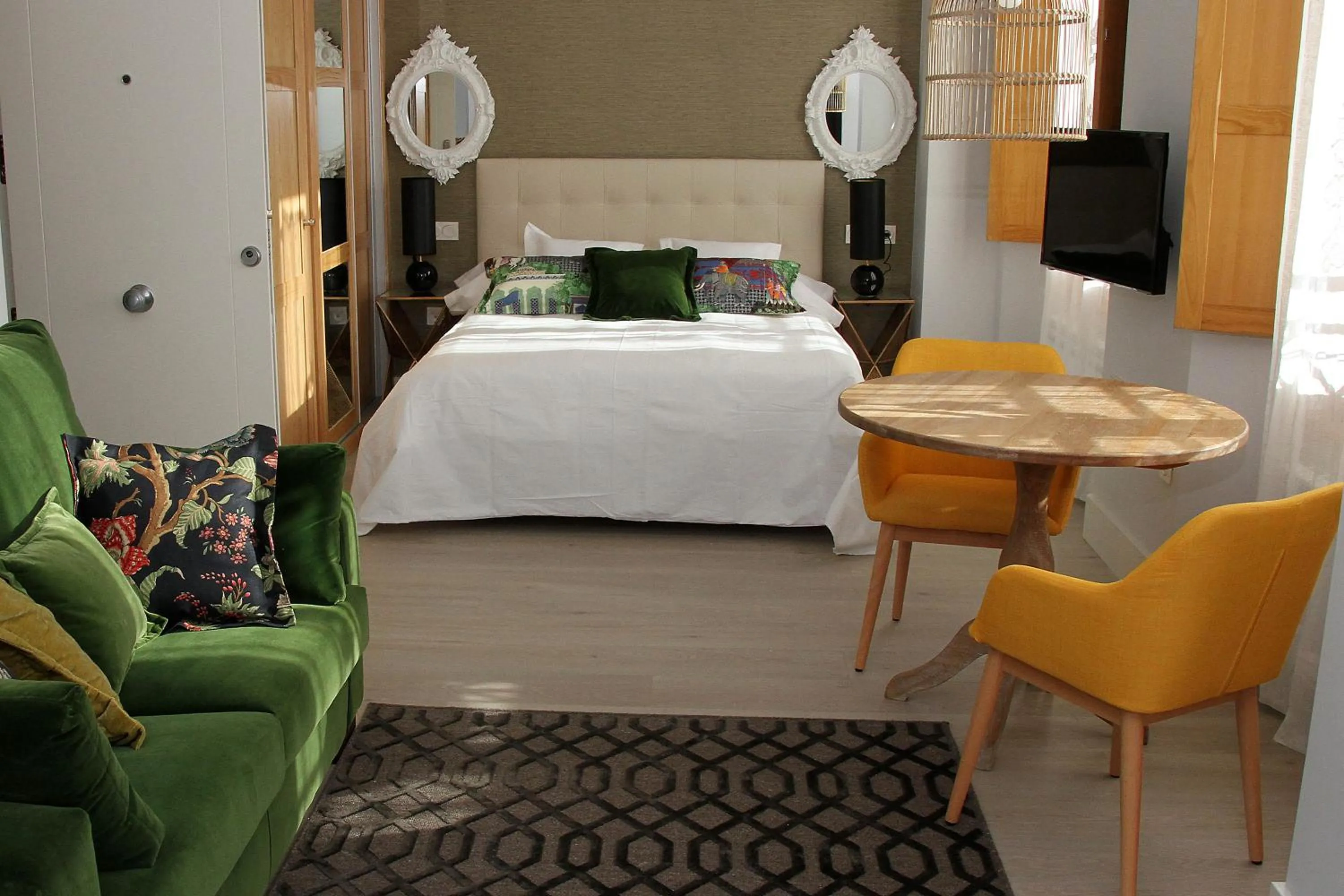 Bed in Principia Suites