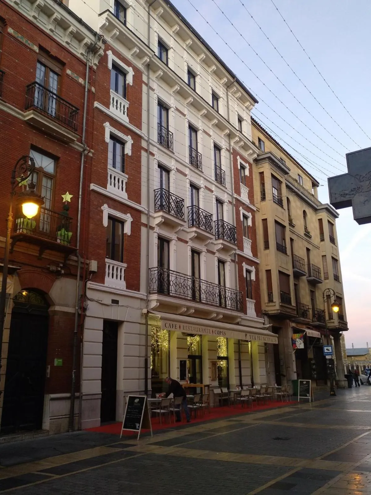 Property building in Principia Suites