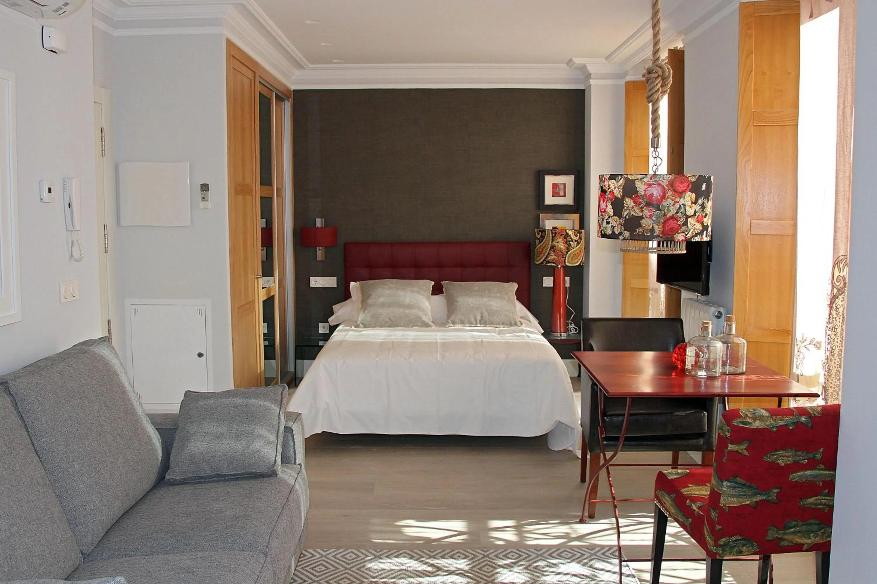 Bedroom, Bed in Principia Suites