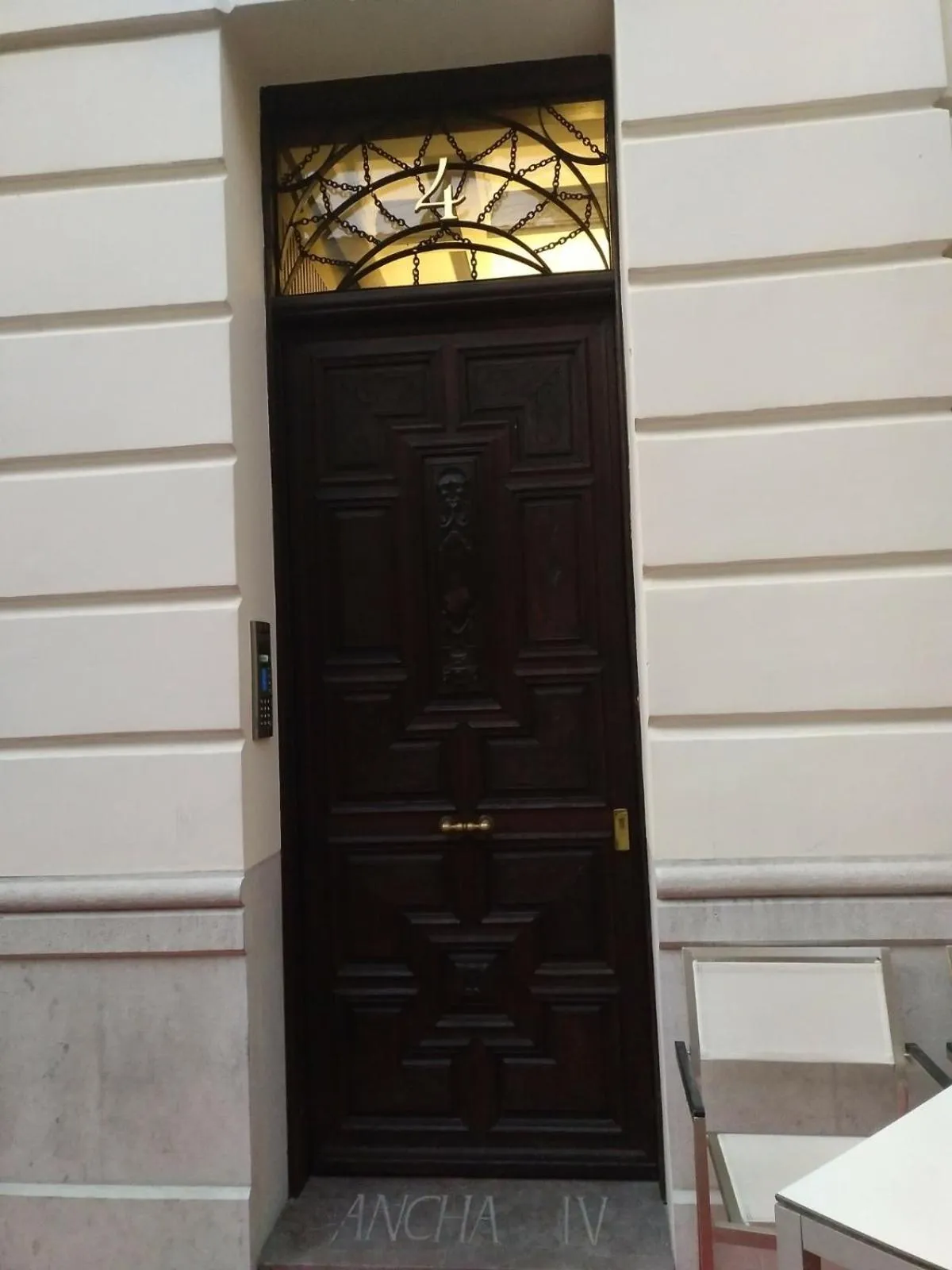 Facade/entrance in Principia Suites